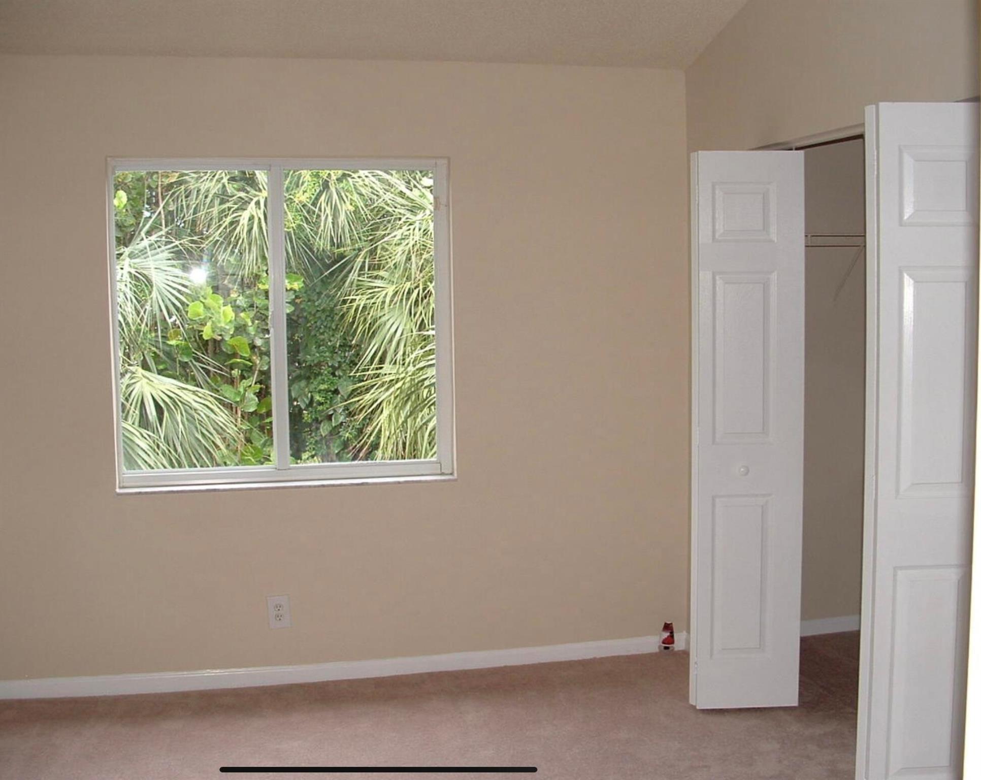 PALMBROOKE TOWNHOMES - Residential Lease