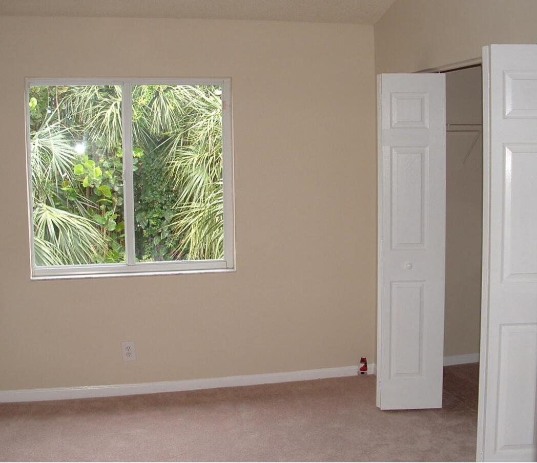 PALMBROOKE TOWNHOMES - Residential Lease