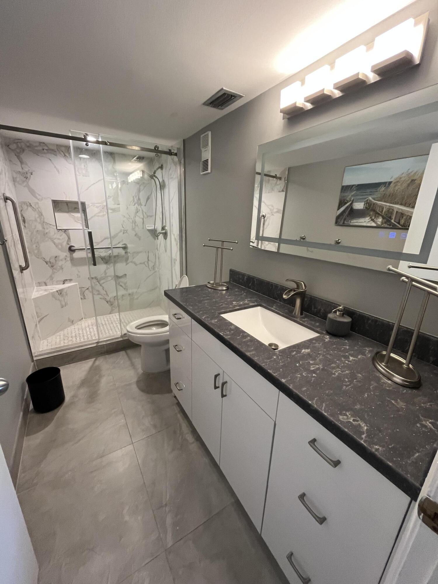 HUNTINGTON LAKES SEC FOUR CONDOS - Residential