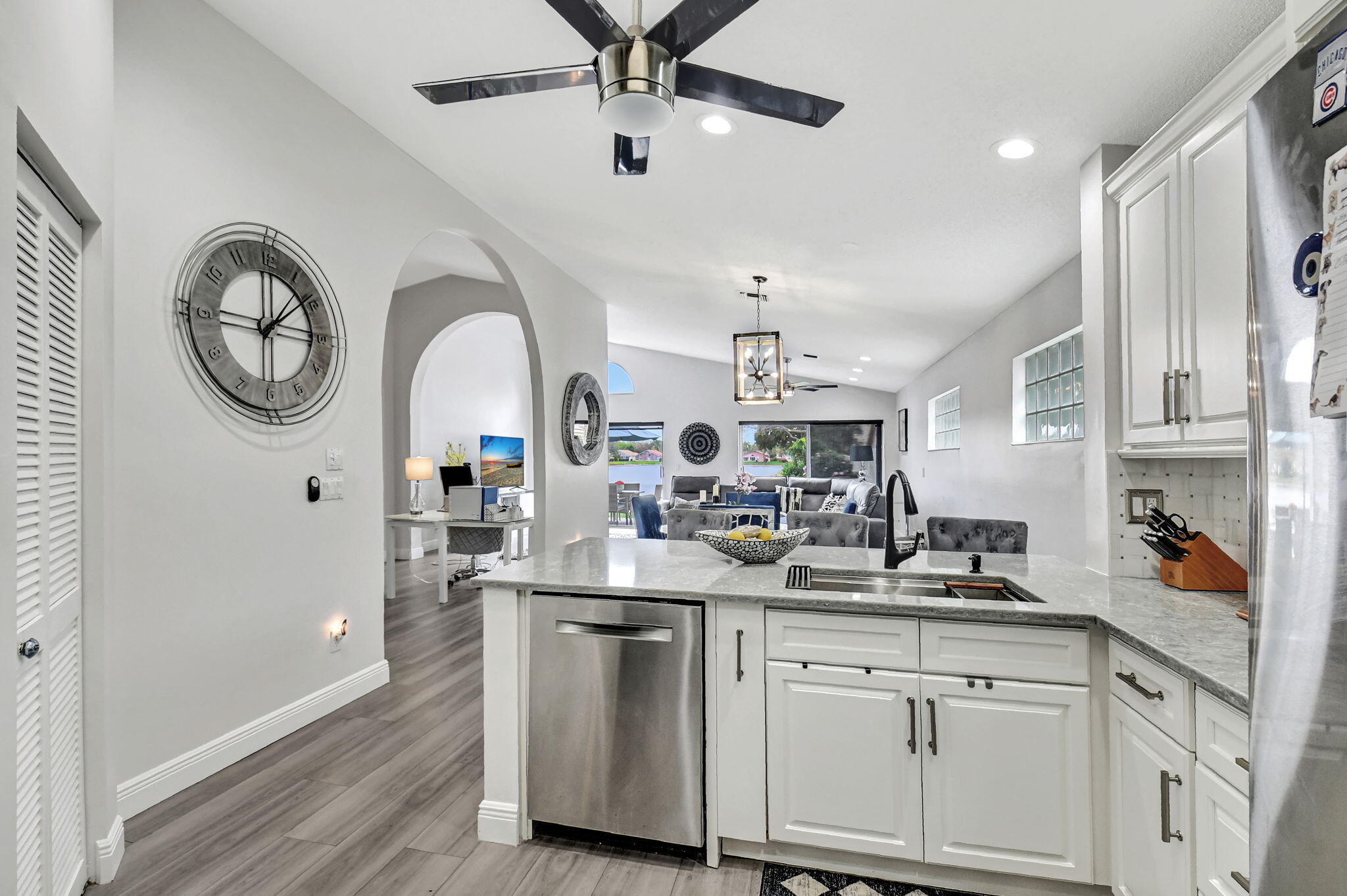 PALM ISLES - Residential