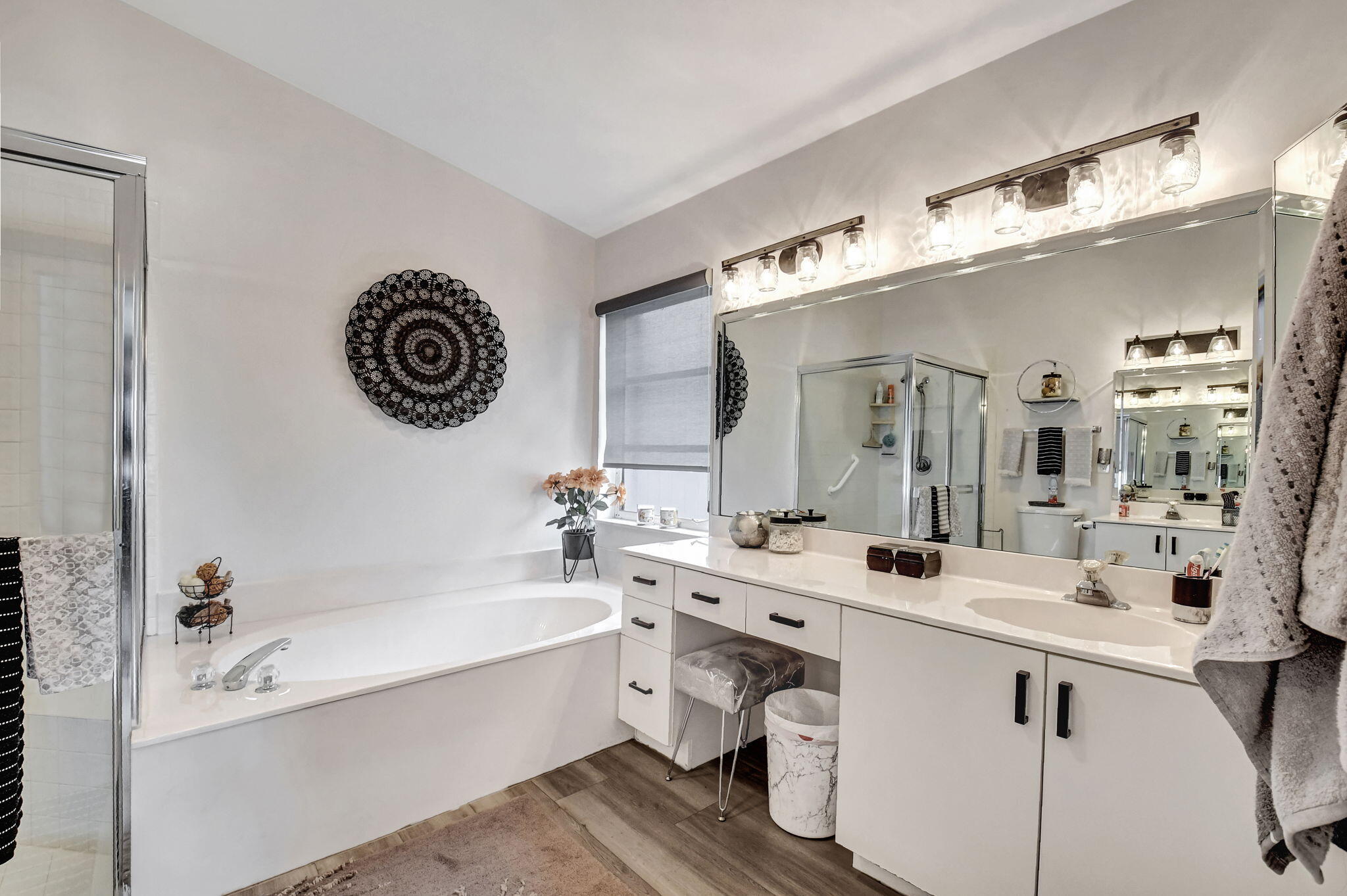 PALM ISLES - Residential