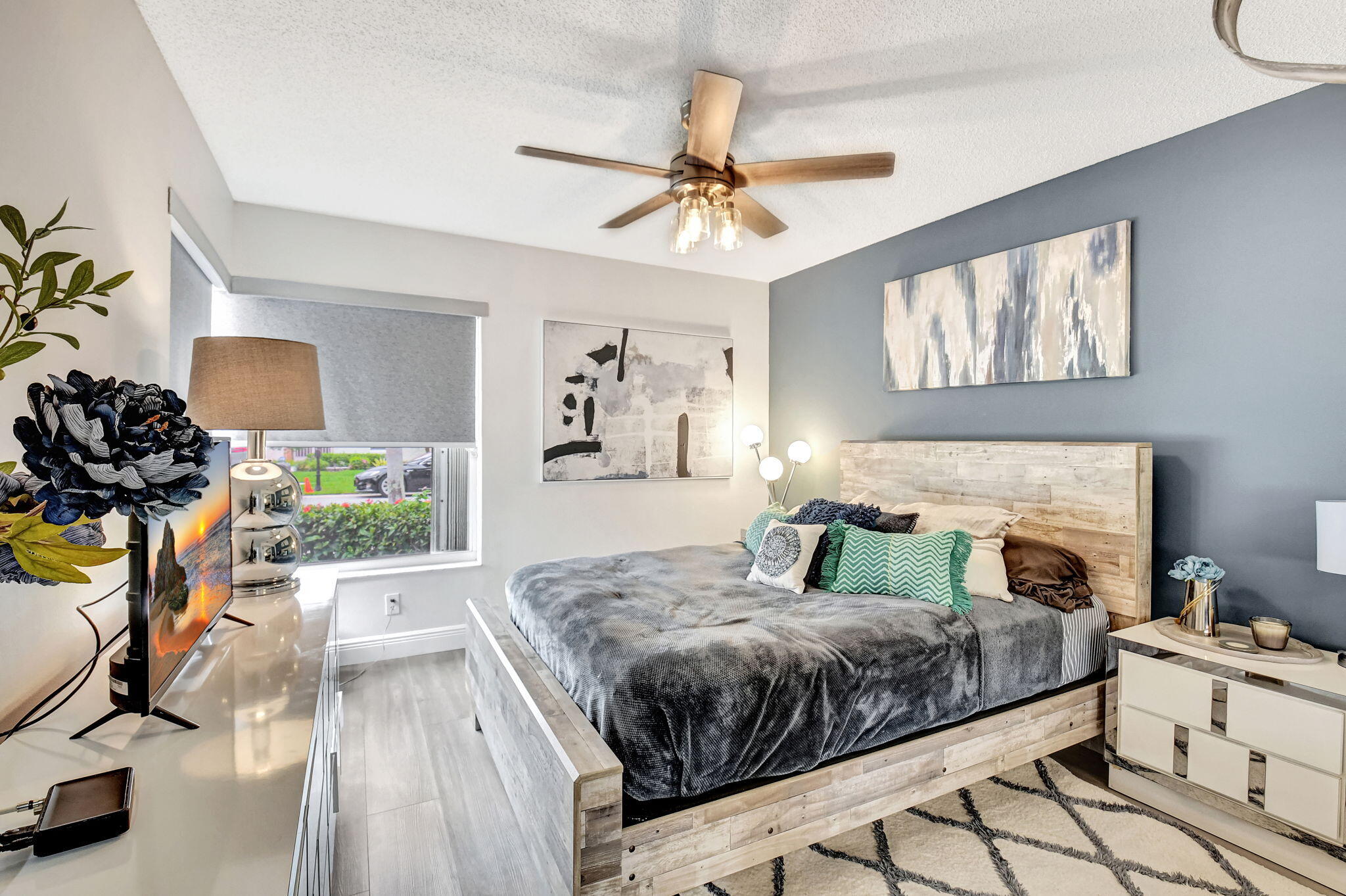 PALM ISLES - Residential