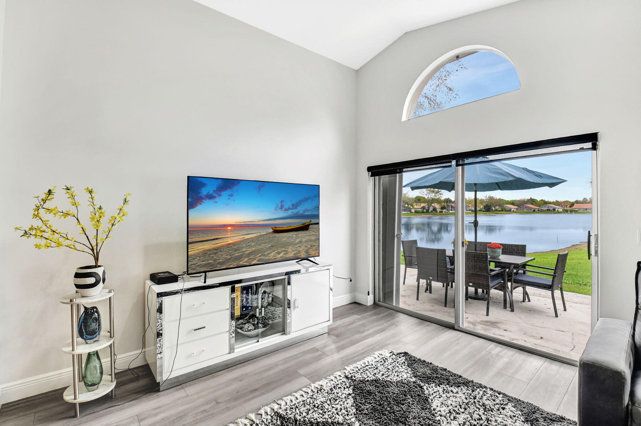 PALM ISLES - Residential