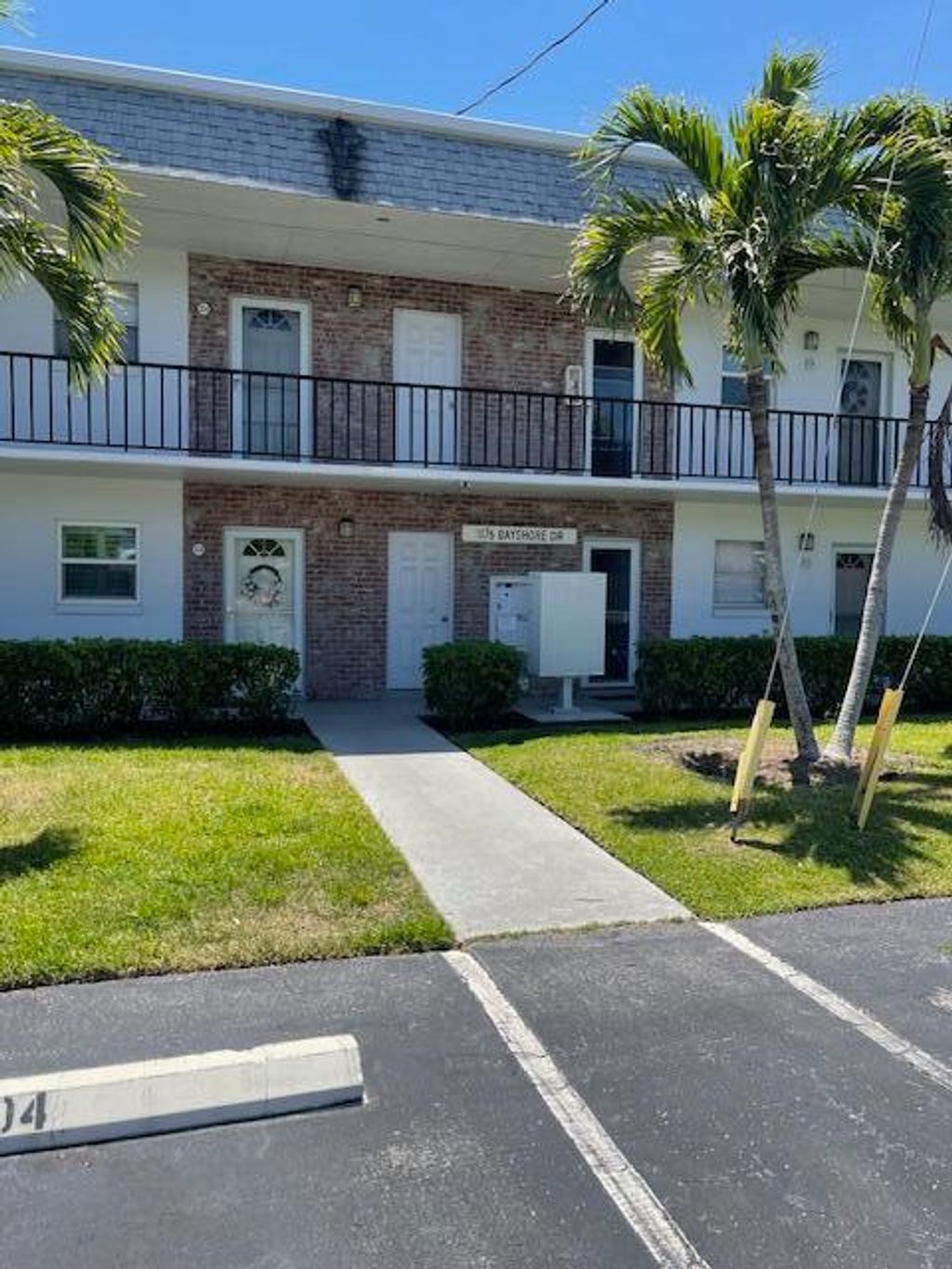 Photo of 1176 Bayshore Drive #202, Fort Pierce, FL 34949 (MLS # R11062836)
