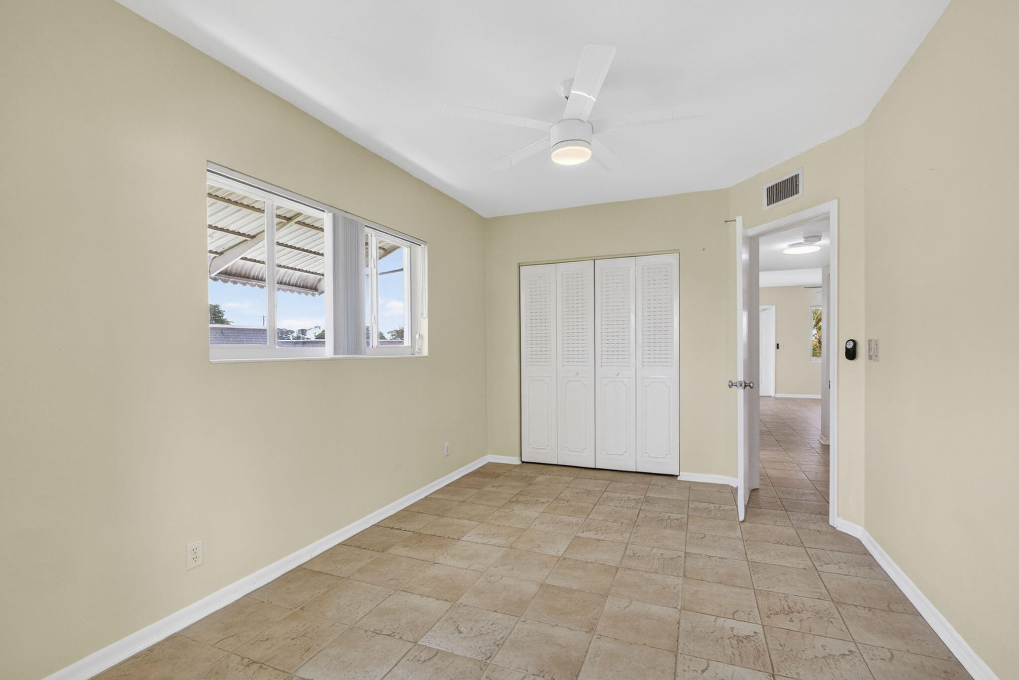 MURRY HILLS APT BLDG CONDO - Residential