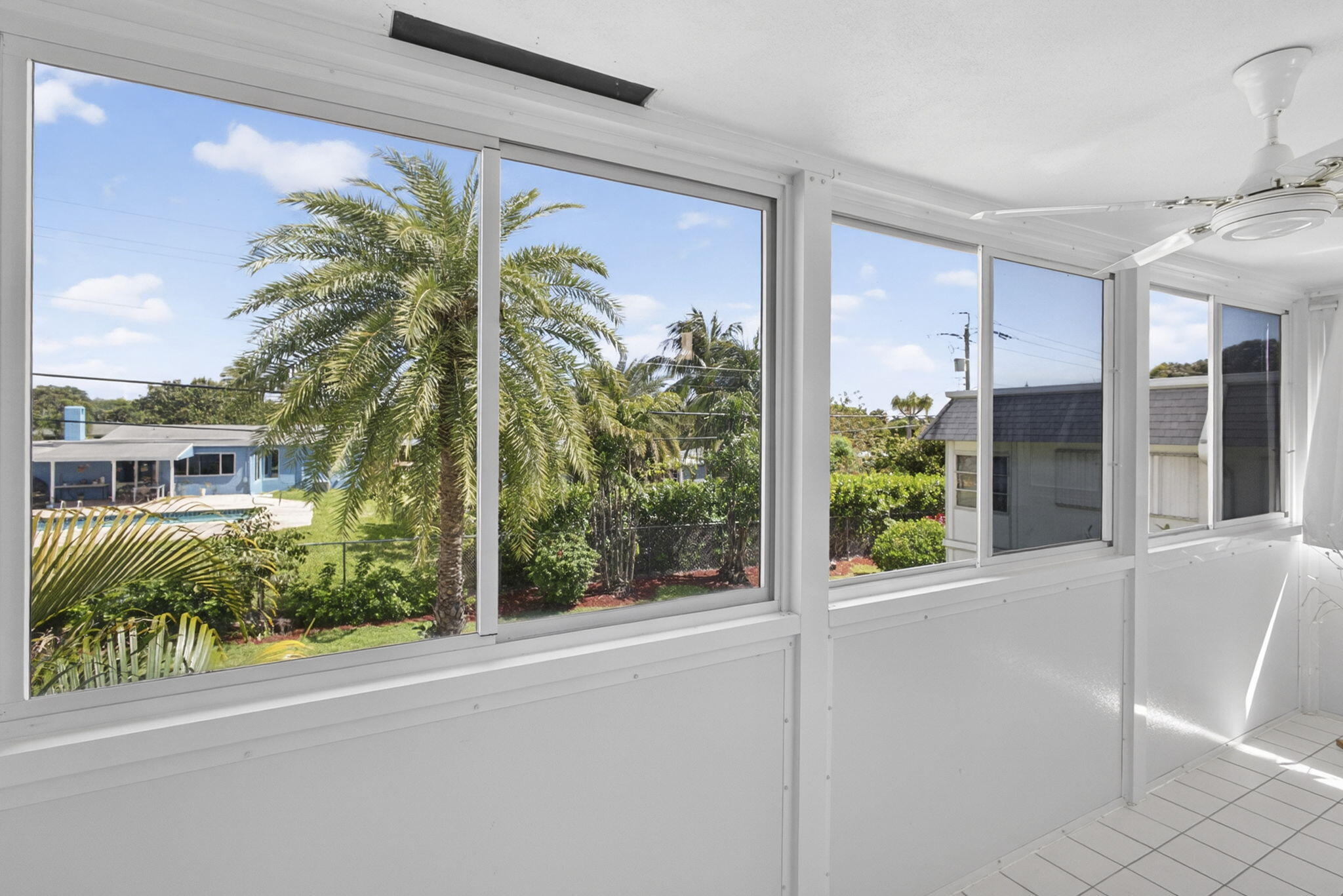 MURRY HILLS APT BLDG CONDO - Residential