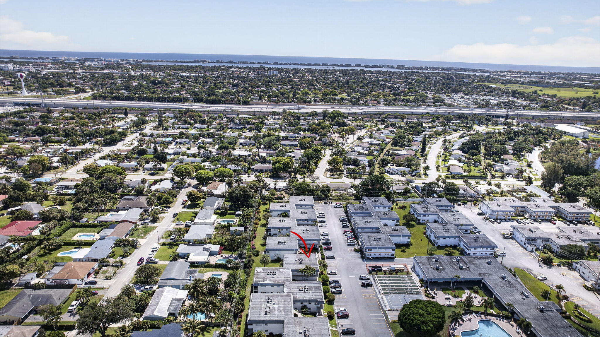 MURRY HILLS APT BLDG CONDO - Residential