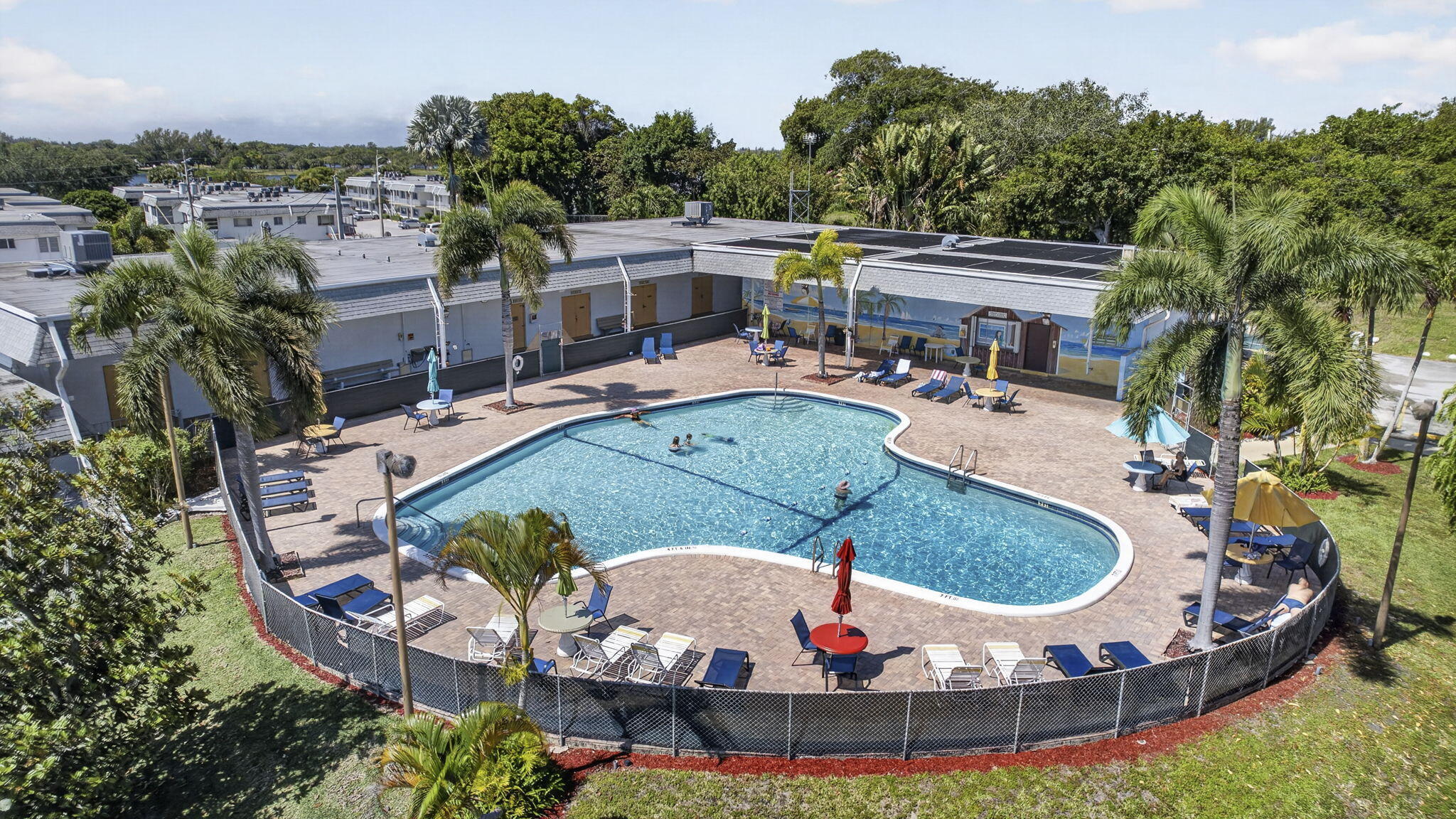 MURRY HILLS APT BLDG CONDO - Residential