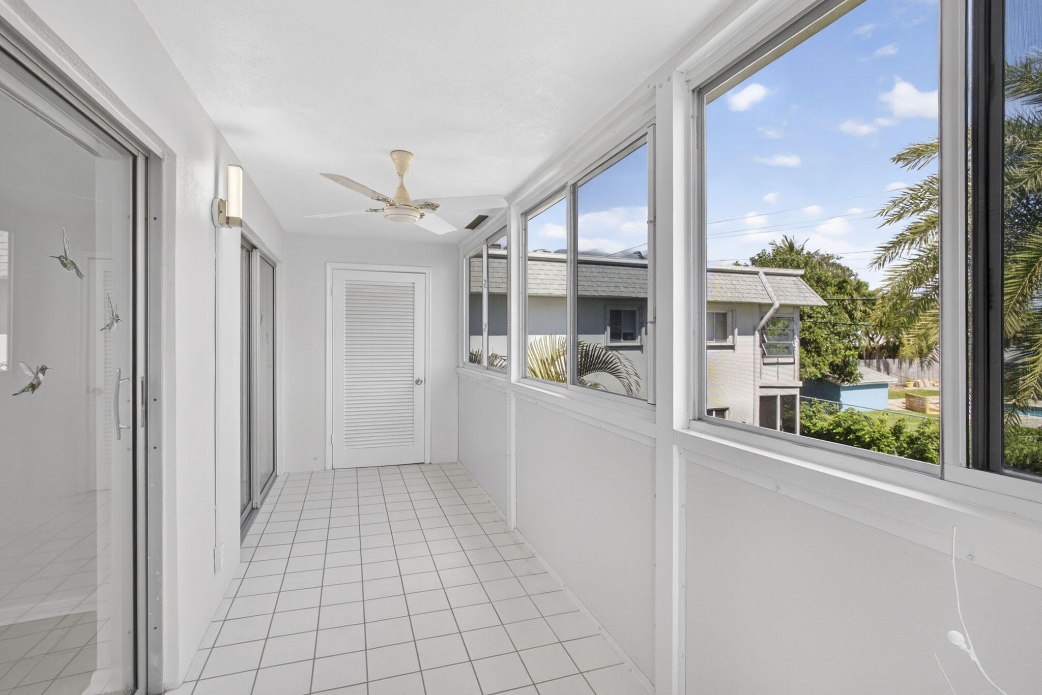 MURRY HILLS APT BLDG CONDO - Residential