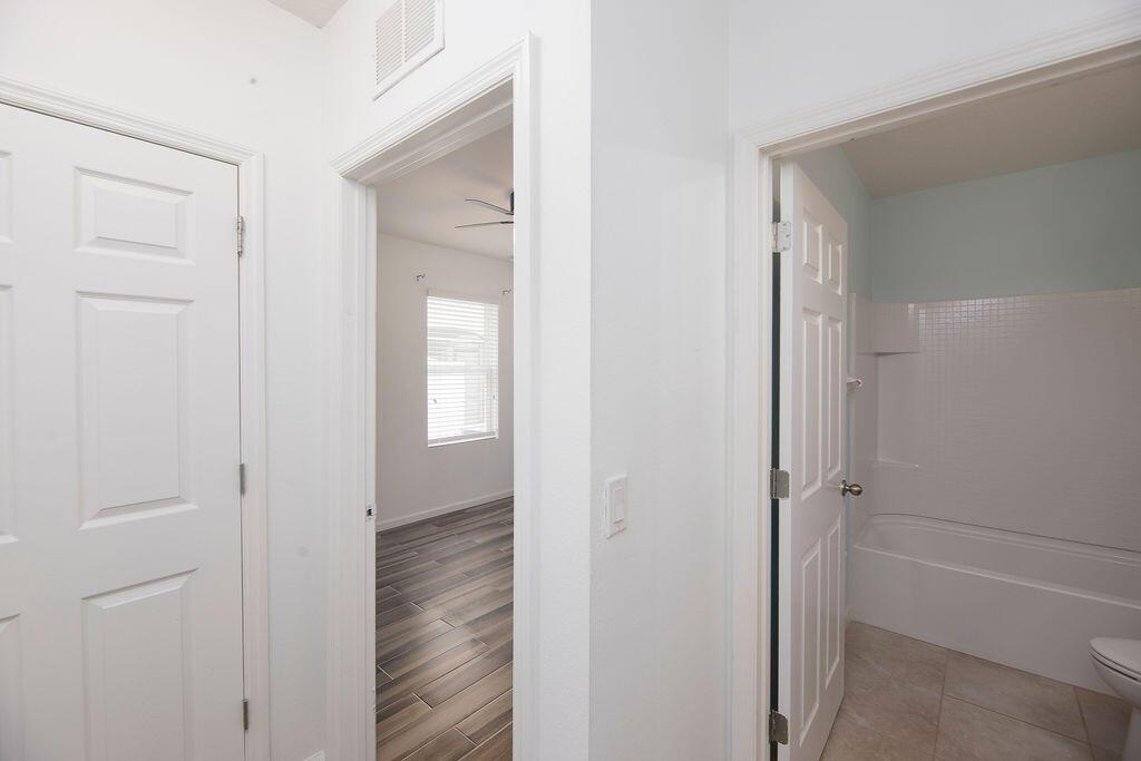 TRADITION PLAT NO 29 - Residential Lease