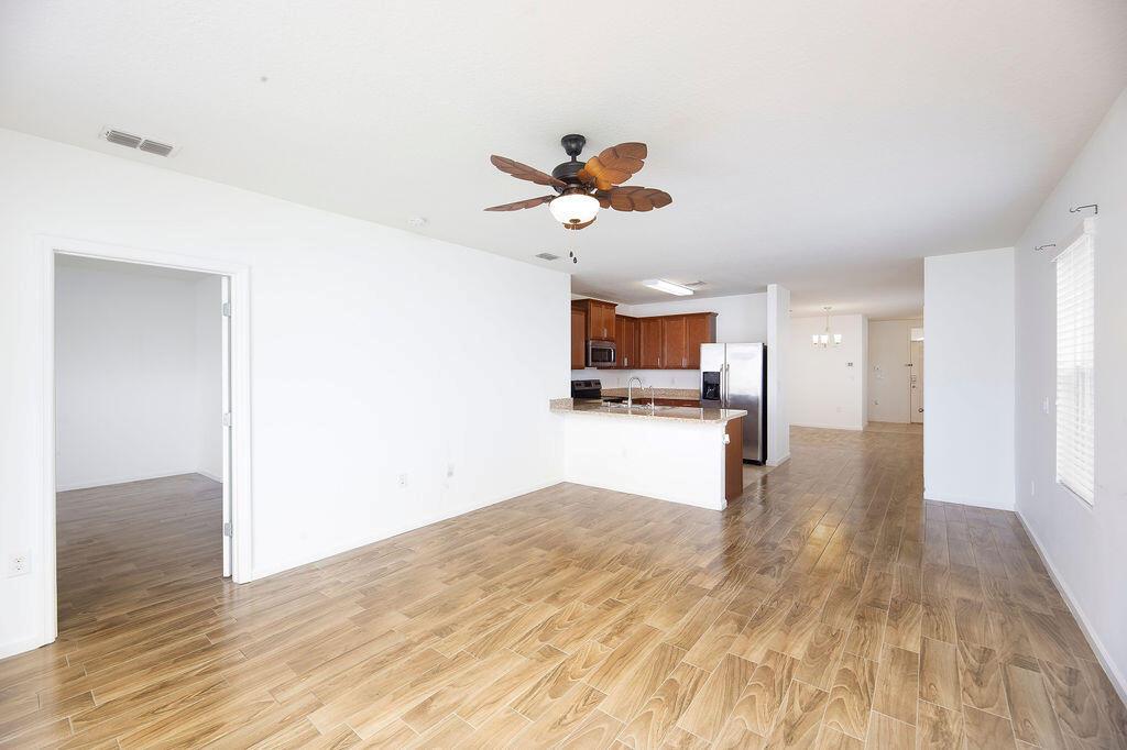 TRADITION PLAT NO 29 - Residential Lease