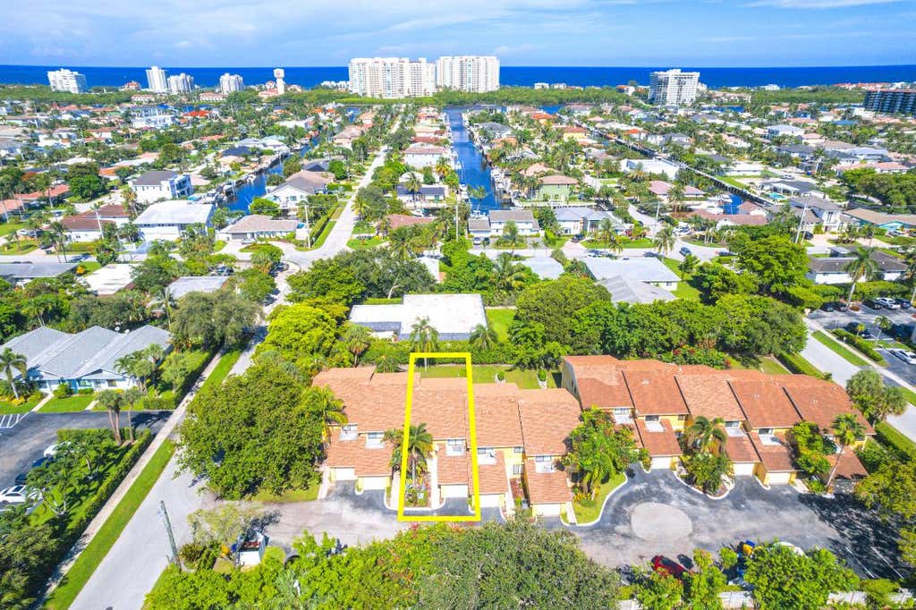 Photo of 660 Coventry Street, Boca Raton, FL 33487 (MLS # R11137283)