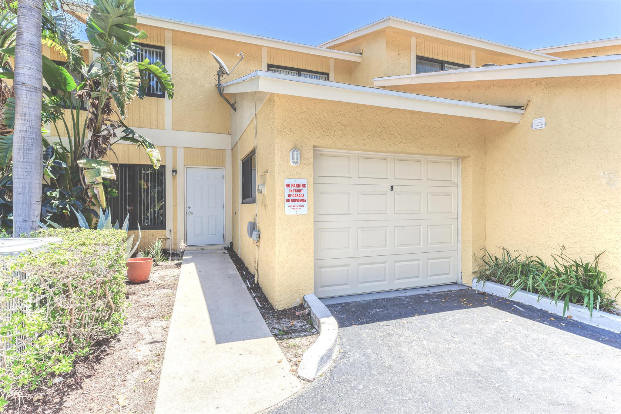 DELRAY MNR - Residential Lease