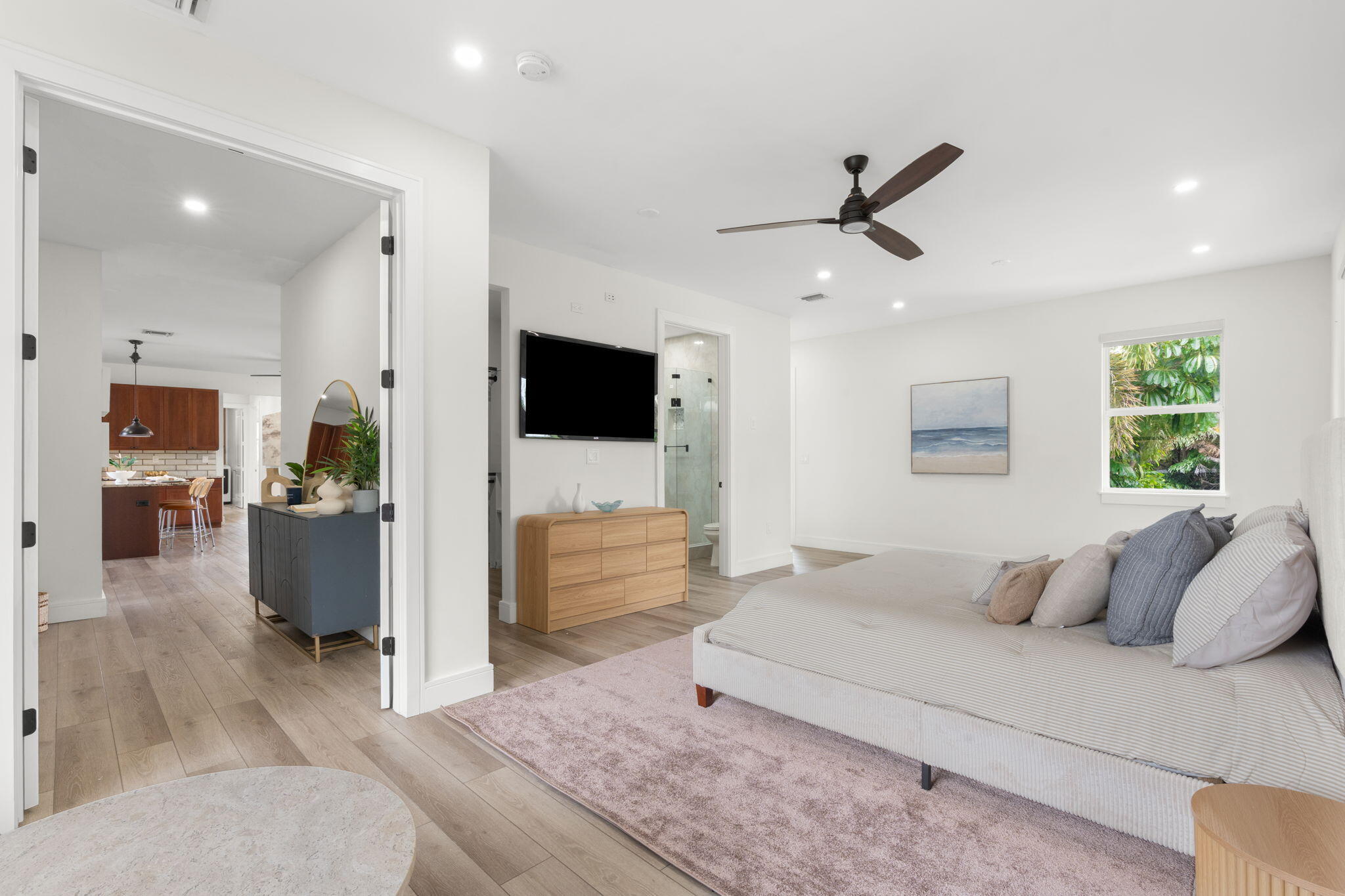 LAKESIDE GARDENS - Residential