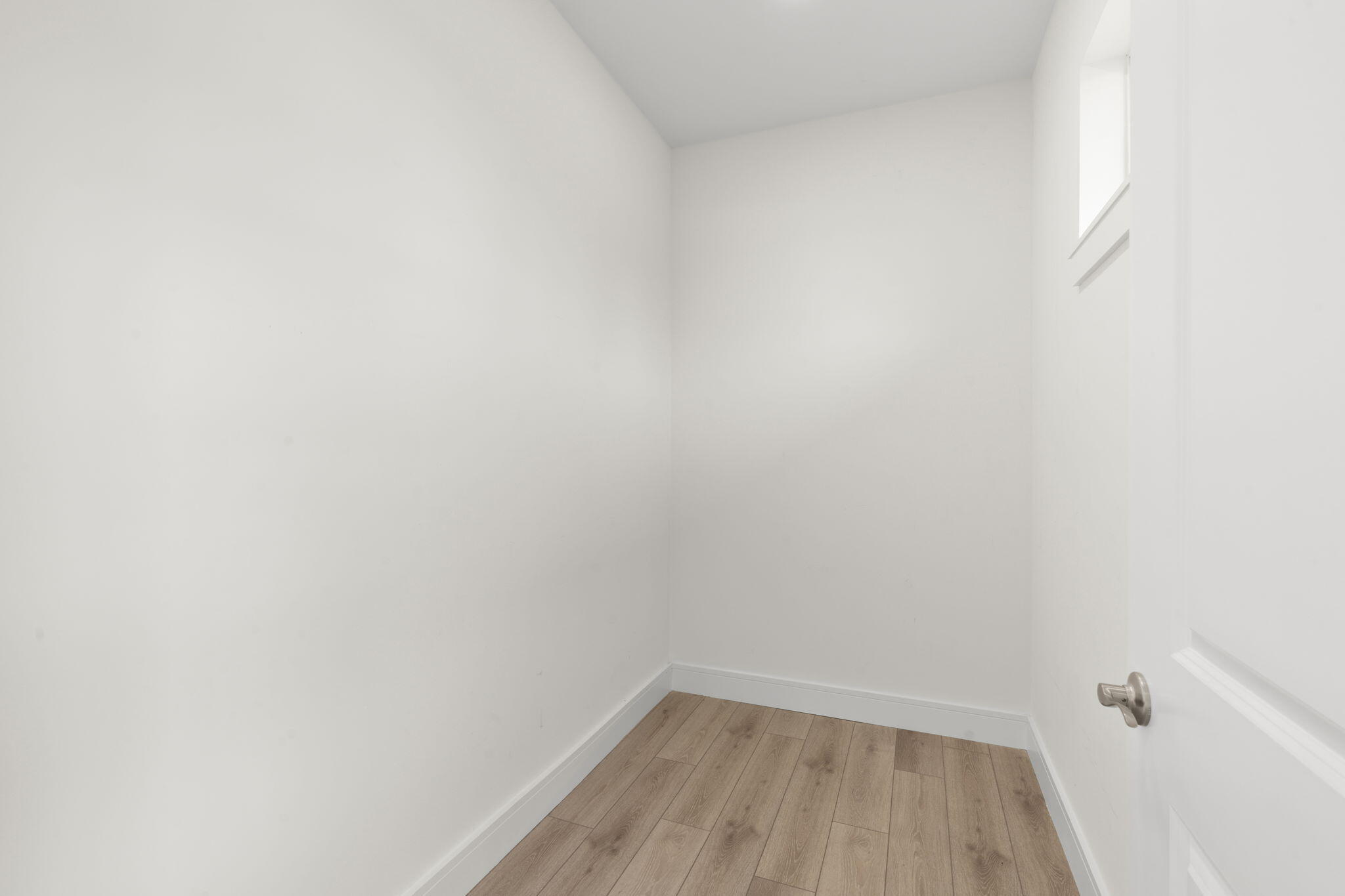 LAKESIDE GARDENS - Residential