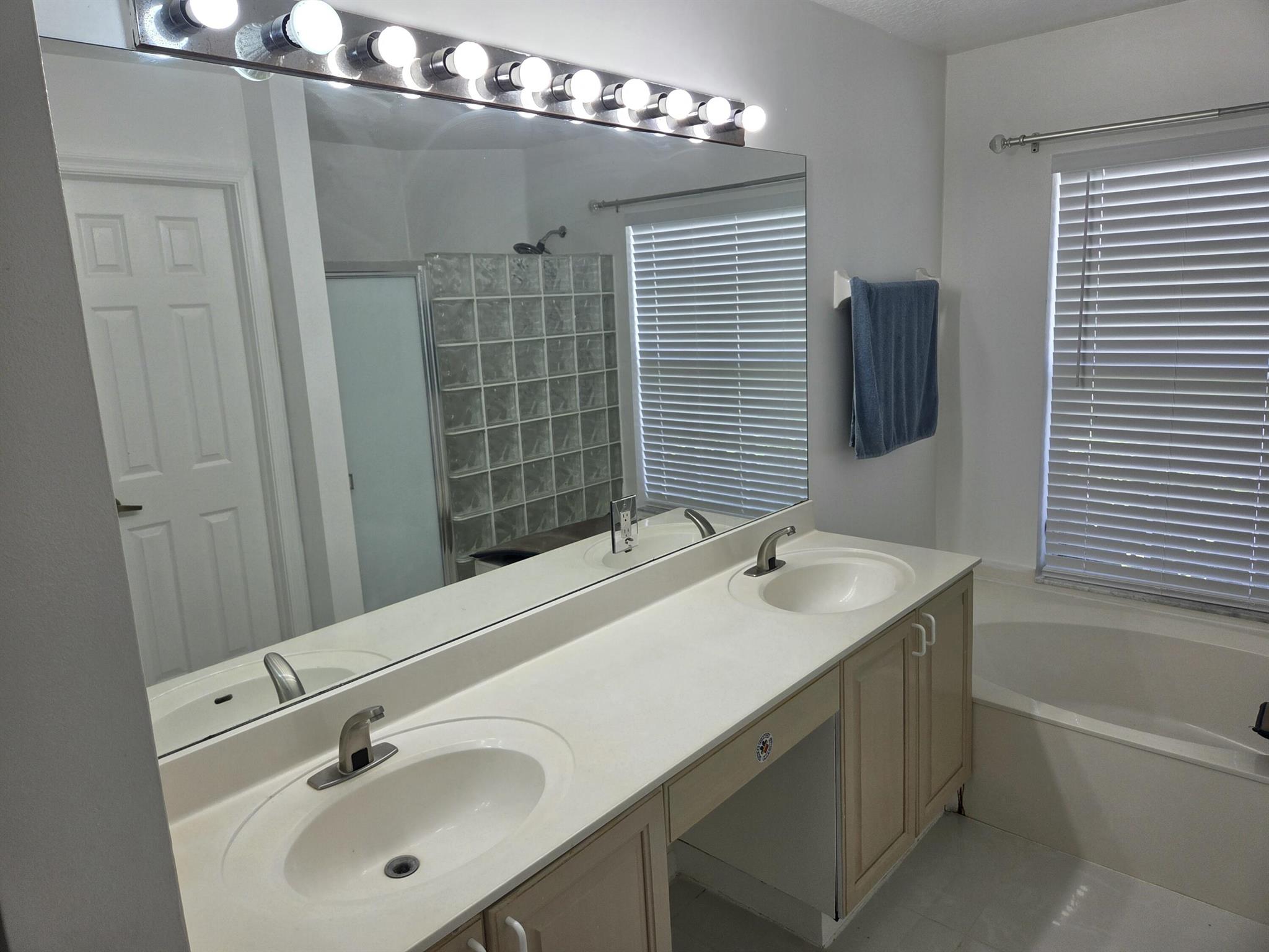 WOODBINE PAR C - Residential