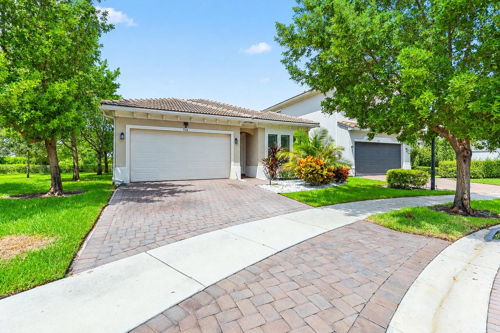 Photo of 3764 NW 89TH Way, Coral Springs, FL 33065 (MLS # B26073929)