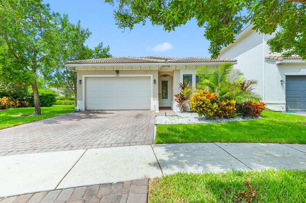 Photo of 3764 NW 89TH Way, Coral Springs, FL 33065 (MLS # B26073929)