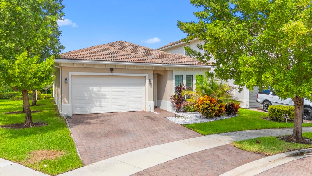 Photo of 3764 NW 89TH Way, Coral Springs, FL 33065 (MLS # B26073929)