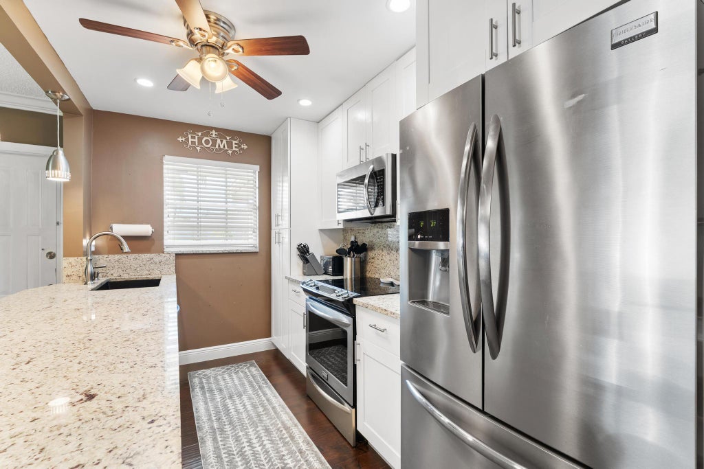 Photo of 1385 High Point Boulevard W #D, Delray Beach, FL 33445 (MLS # R11108822)