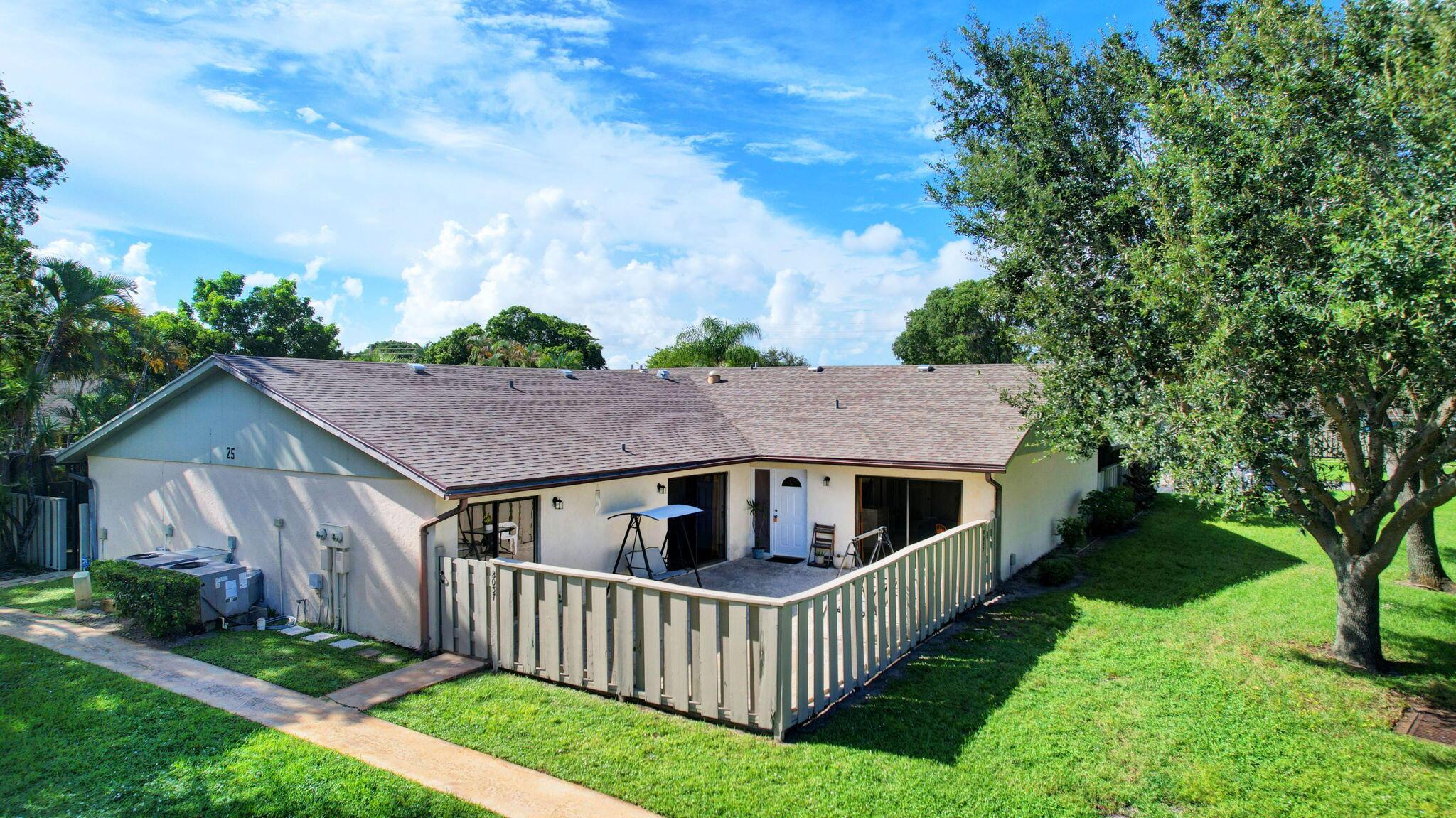 Cozy Villa, ready to move! Very clean, and painted. this 2 bedrooms and 2 bathrooms has a lot of potential for small projects and put your new home your way.The split plan and all the sliding doors give the villa a lot of natural light--a large patio for BBQ and entertainment, kids and pets. HOA includes insurance, roof,.water garbage lawn AC 2021 and roof 2020. .