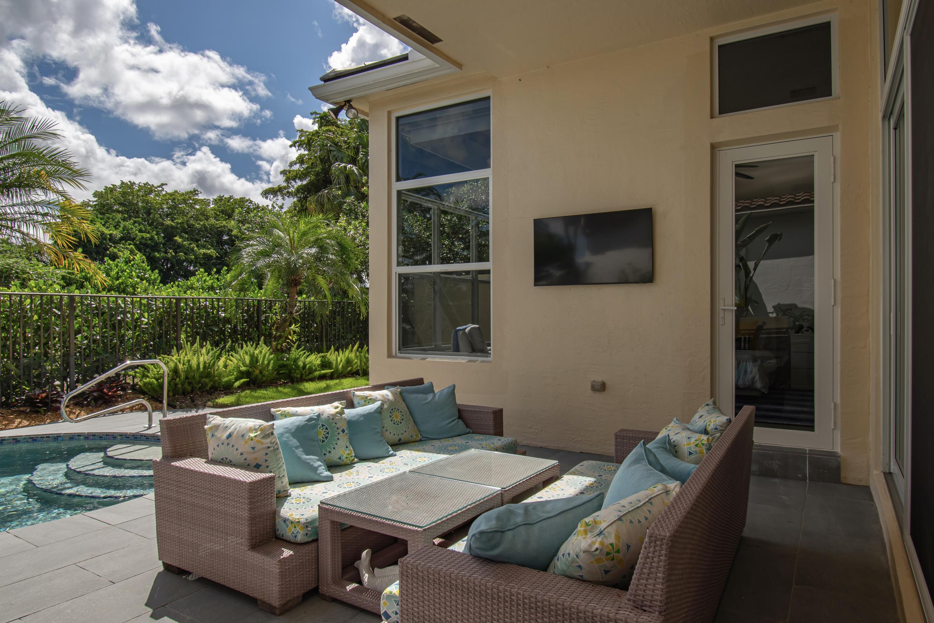 ADDISON RESERVE PAR 15 - Residential Lease