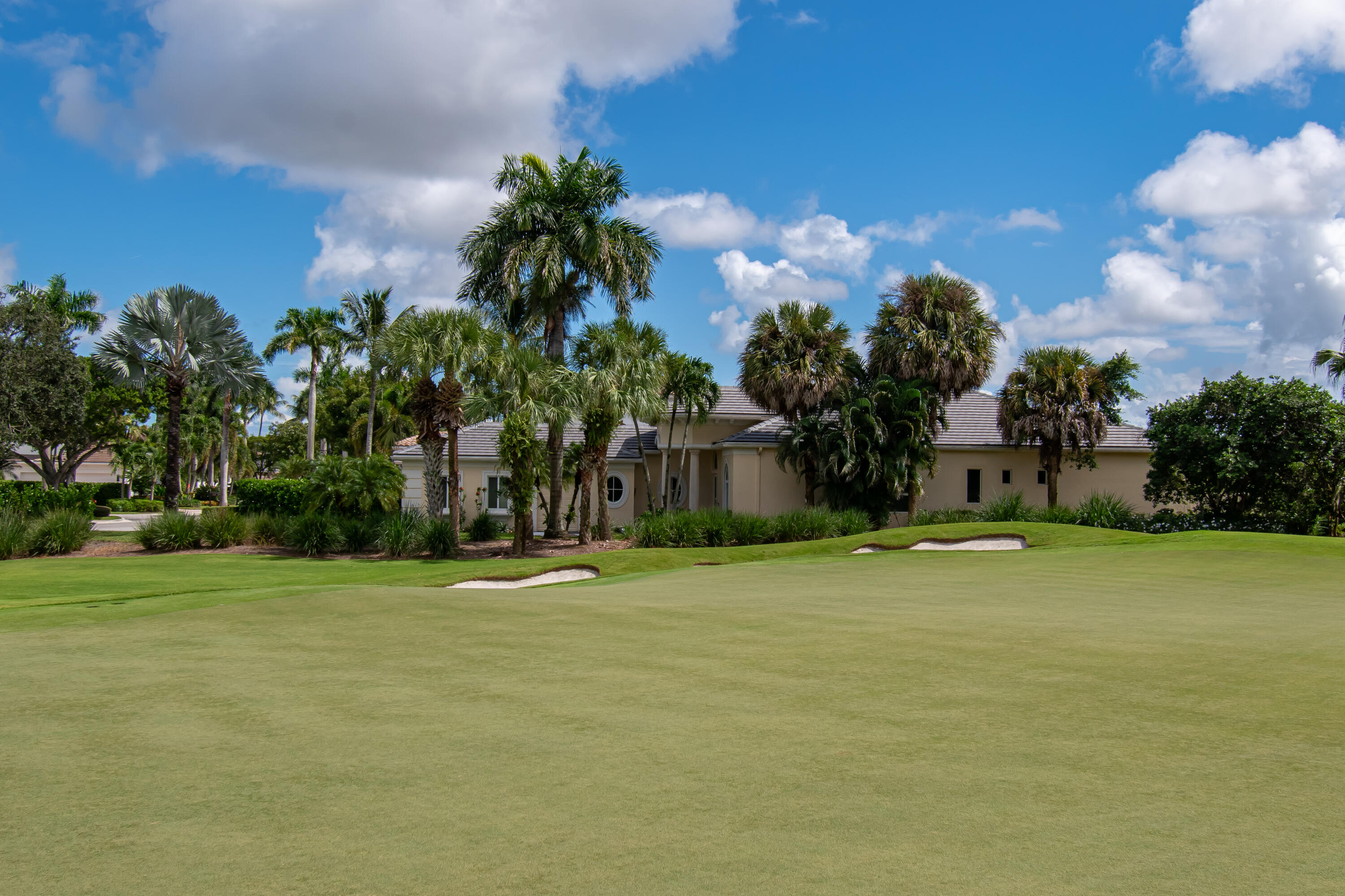 ADDISON RESERVE PAR 15 - Residential Lease