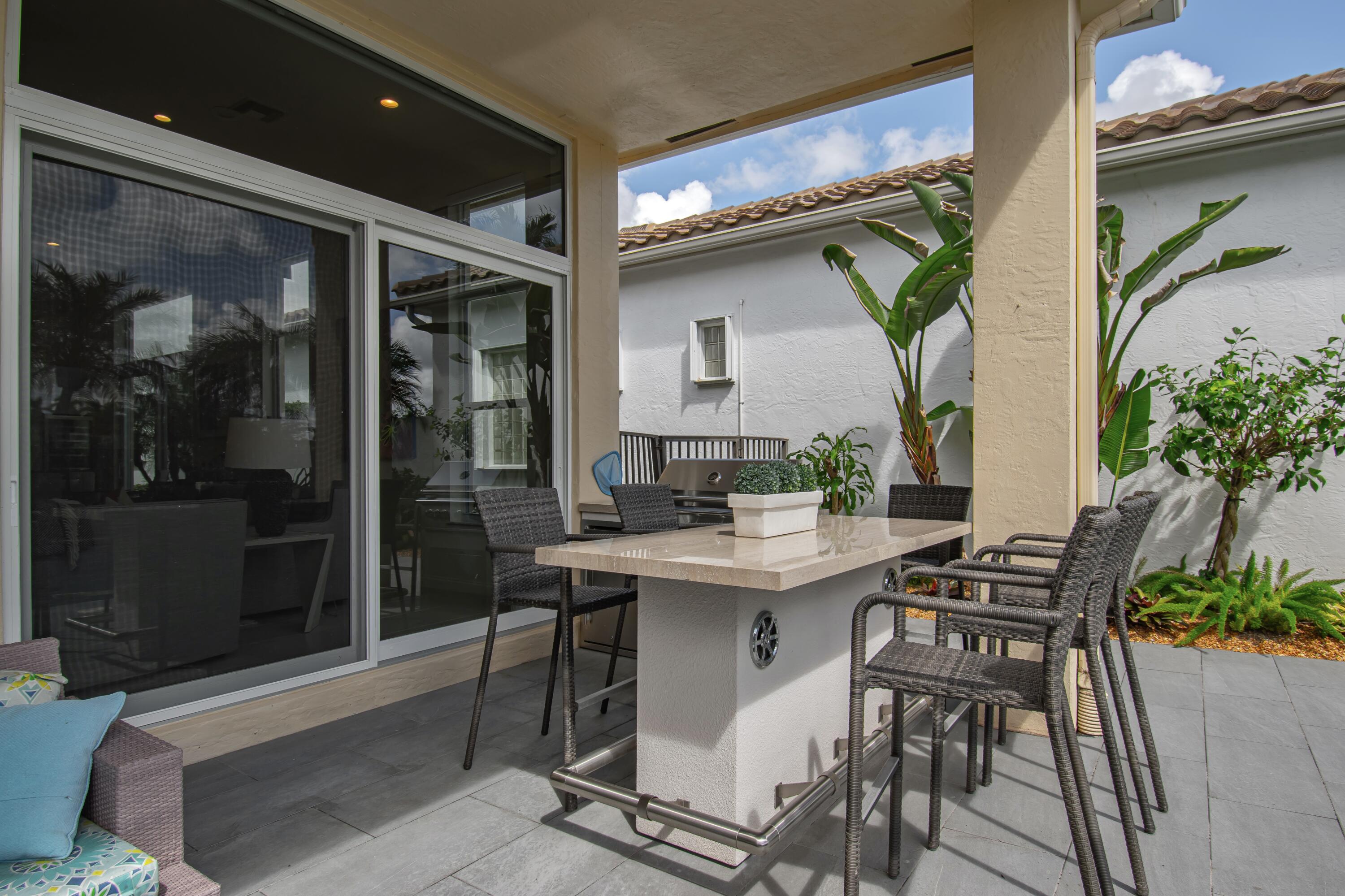 ADDISON RESERVE PAR 15 - Residential Lease