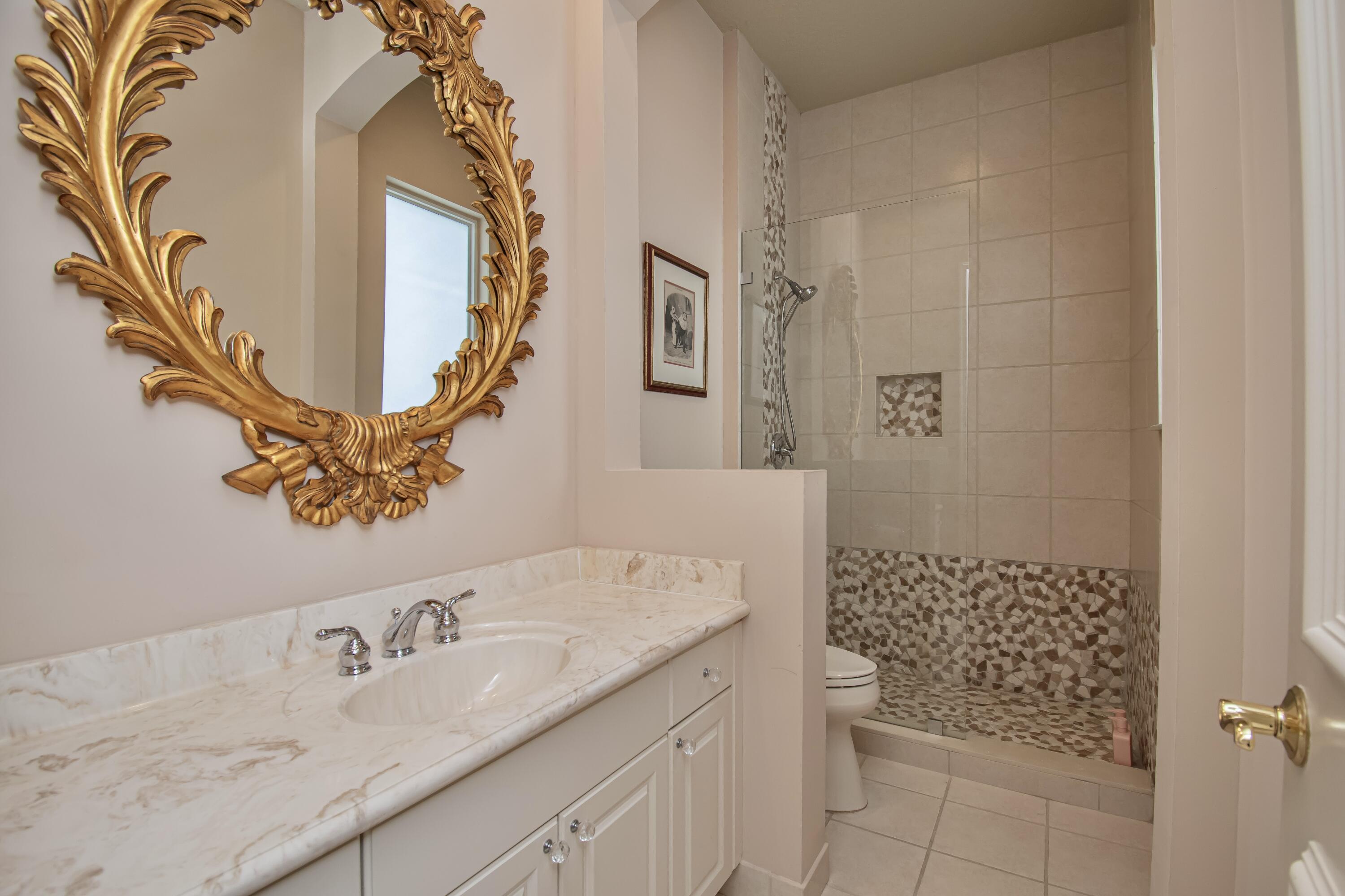 ADDISON RESERVE PAR 15 - Residential Lease