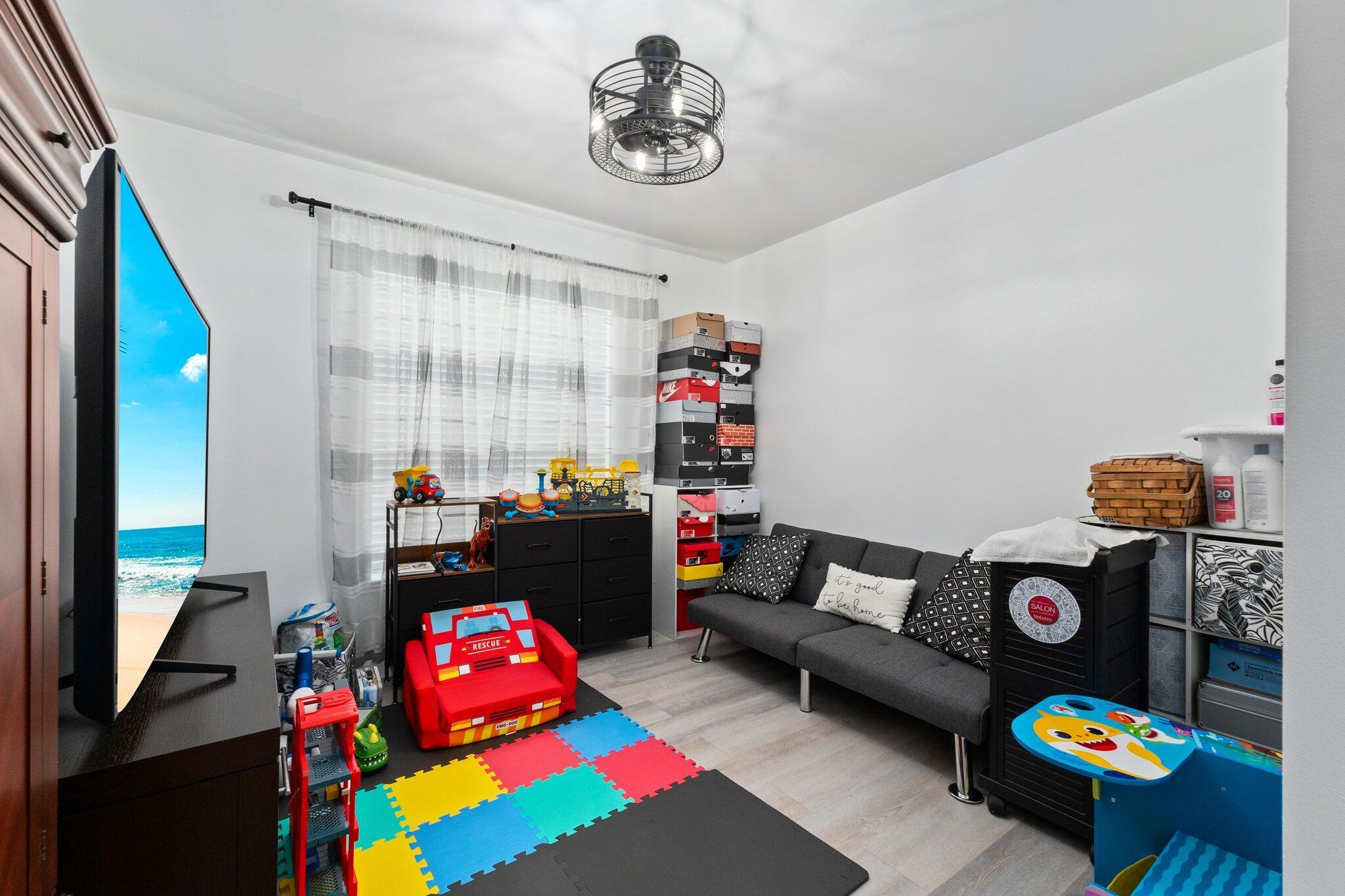 PORT ST LUCIE SECTION 46 - Residential Lease