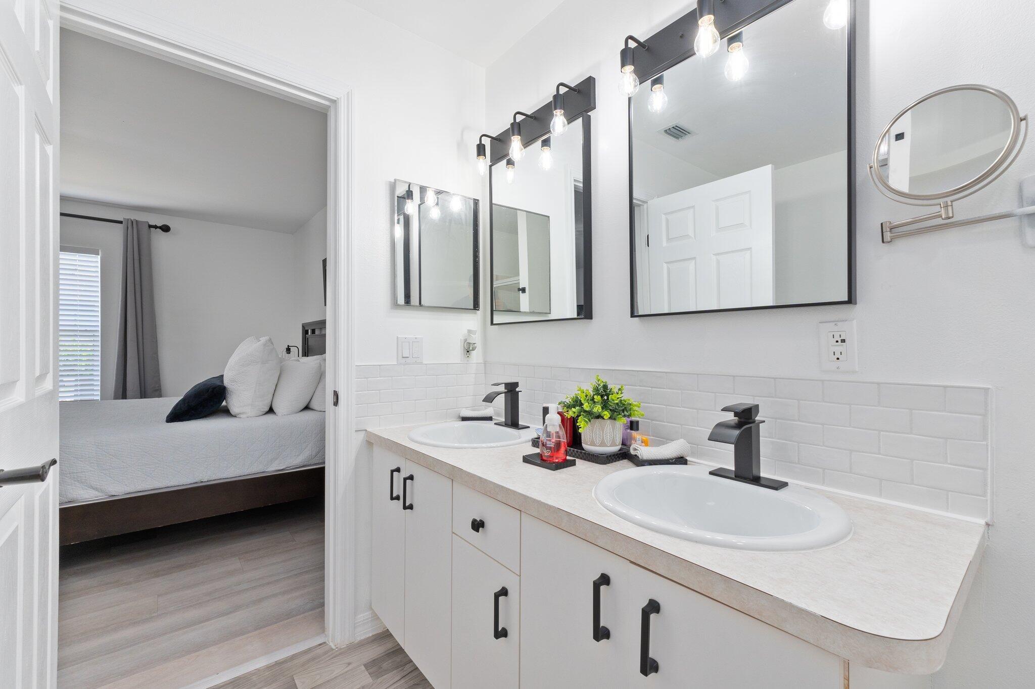 PORT ST LUCIE SECTION 46 - Residential Lease