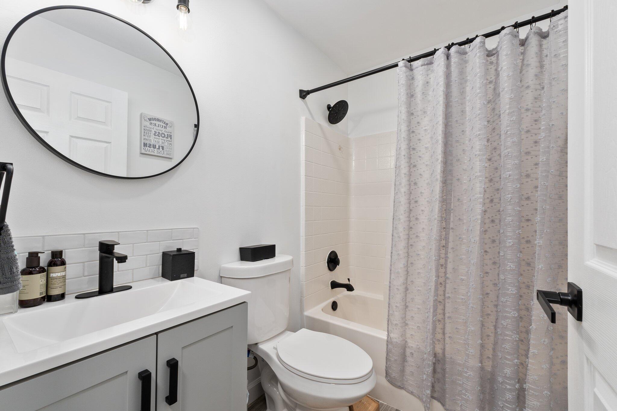 PORT ST LUCIE SECTION 46 - Residential Lease