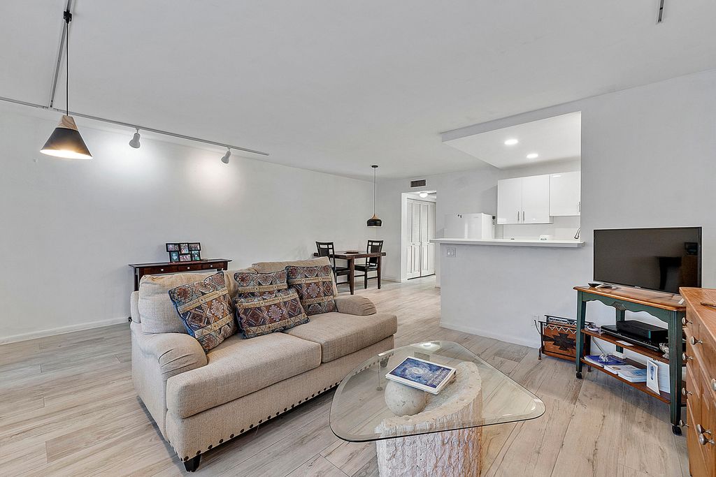 Photo of 1012 Newport G, Deerfield Beach, FL 33442 (MLS # B26012900)