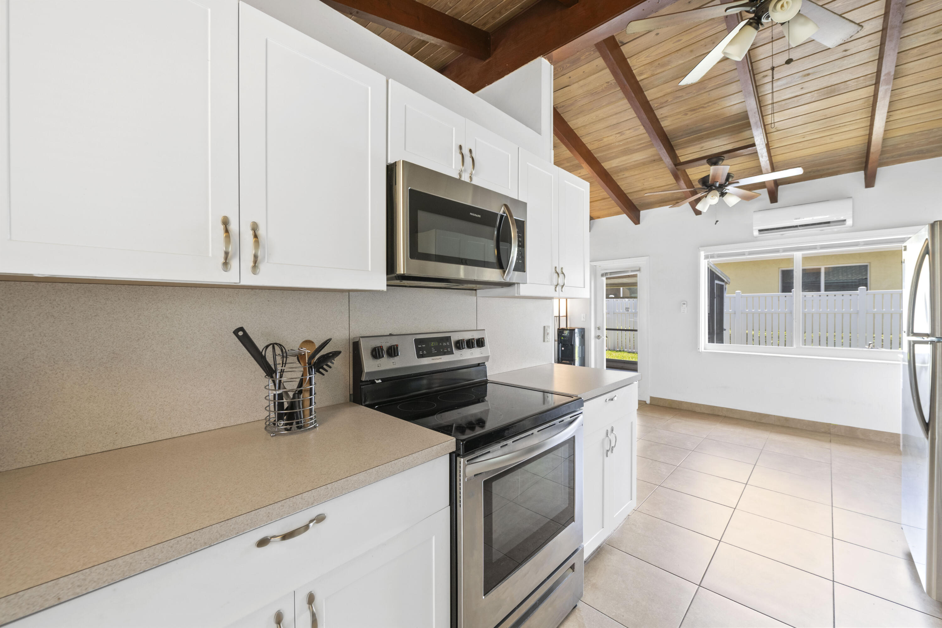 SILVER SHORES SEC OF LAUDERDALE - Residential Lease