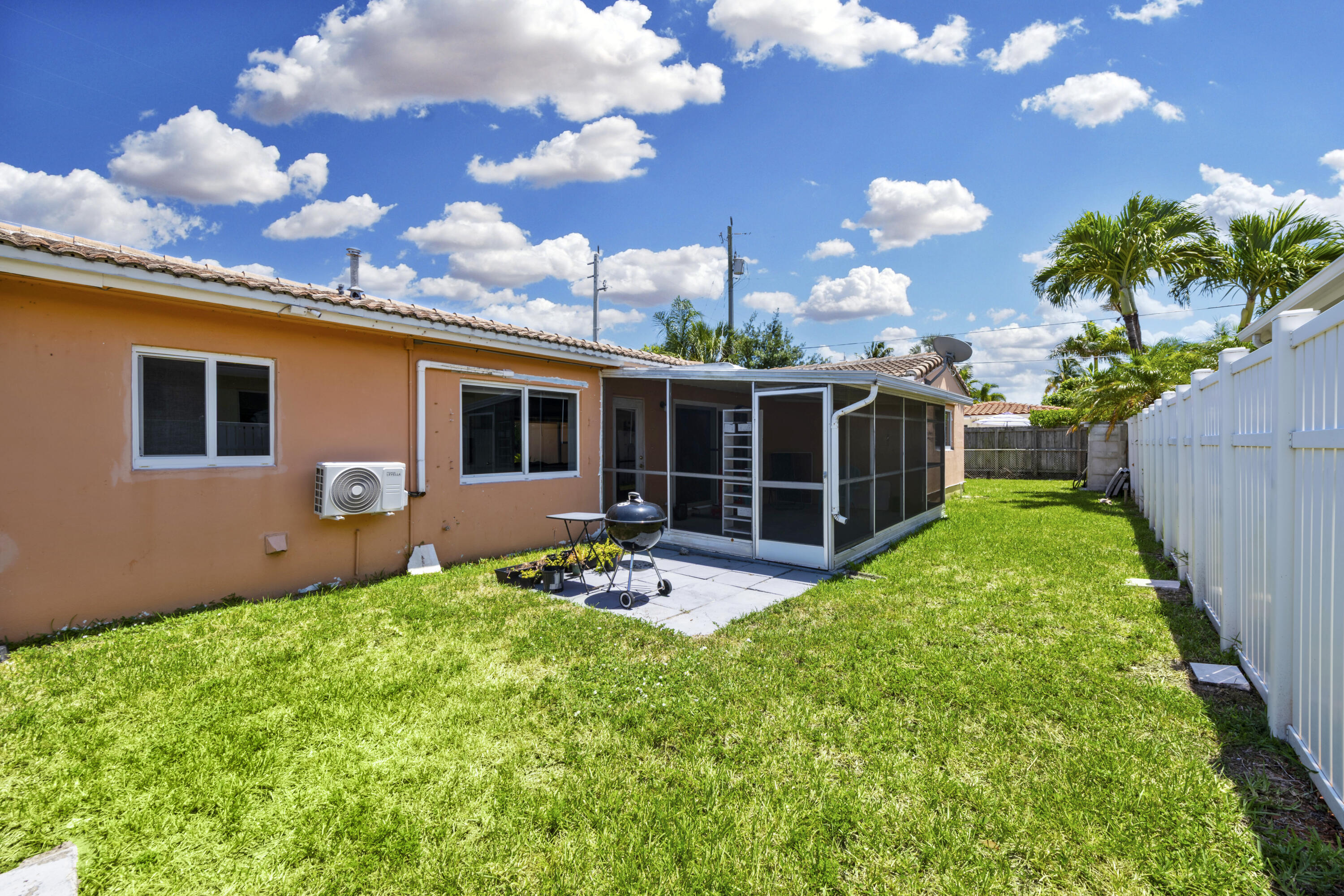 SILVER SHORES SEC OF LAUDERDALE - Residential Lease