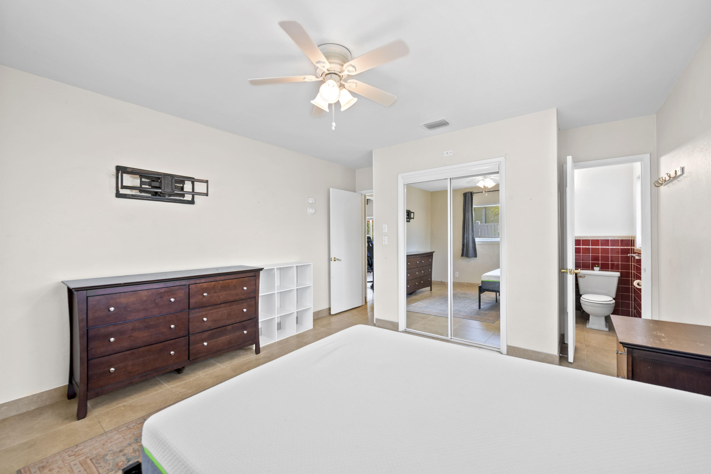 SILVER SHORES SEC OF LAUDERDALE - Residential Lease