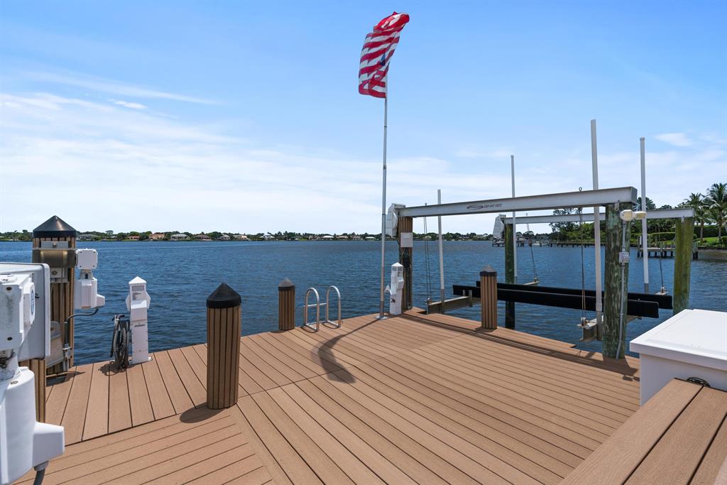 Loxahatchee River - Residential