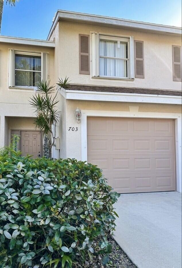 CROSSWINDS II AT RIVERBRIDGE CONDO - Residential Lease