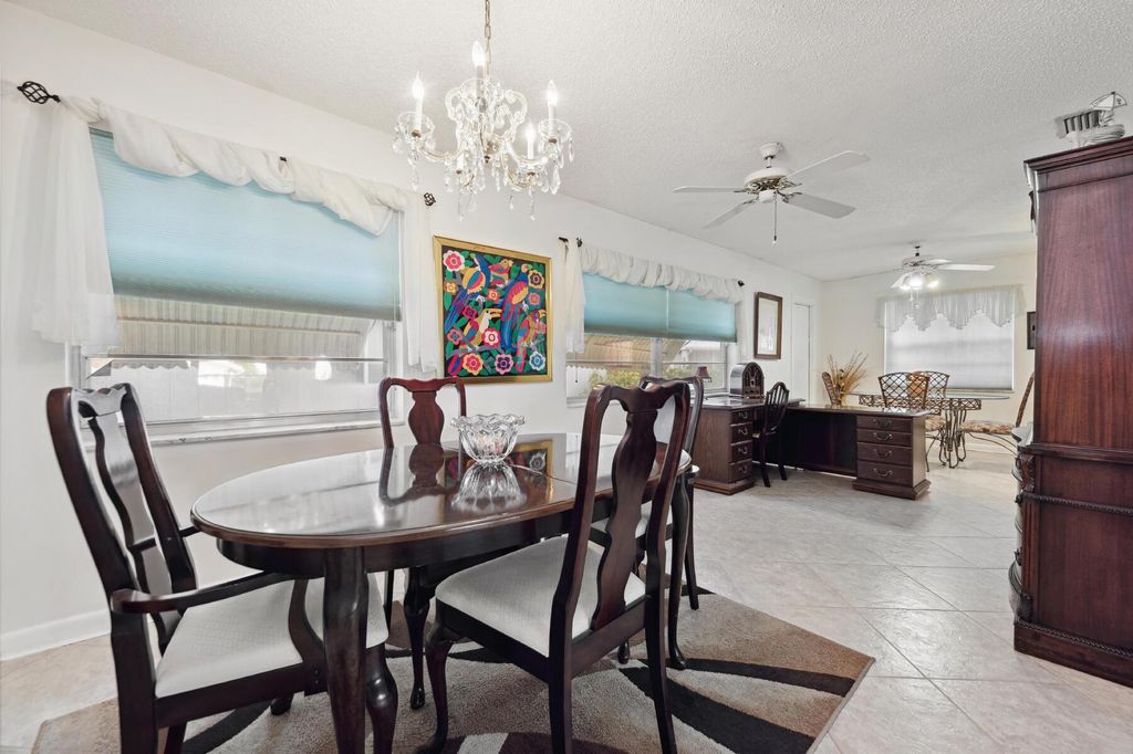Photo of 1800 SW 13th Avenue, Boynton Beach, FL 33426 (MLS # R10925887)