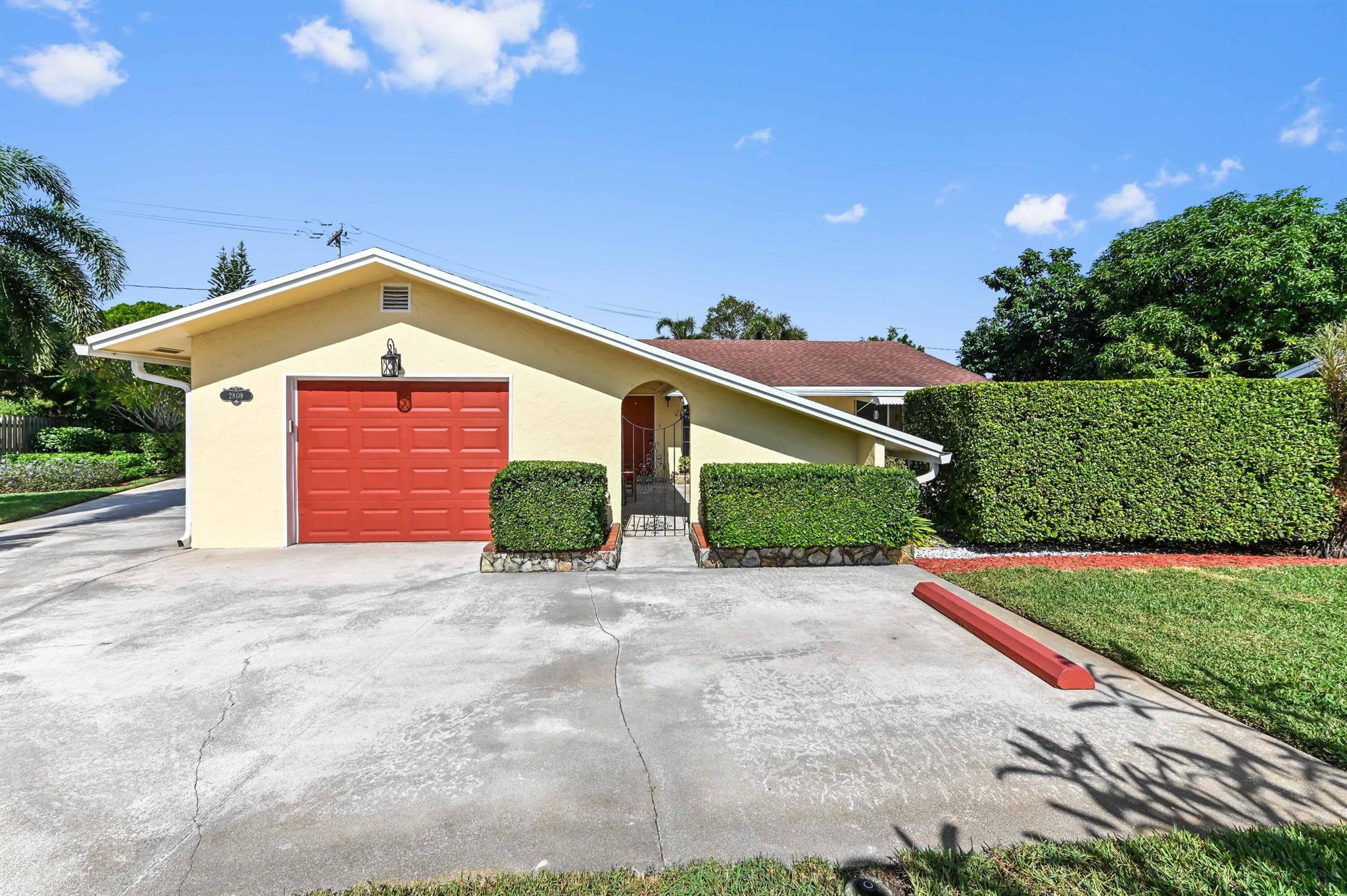 GREENBRIER - Residential