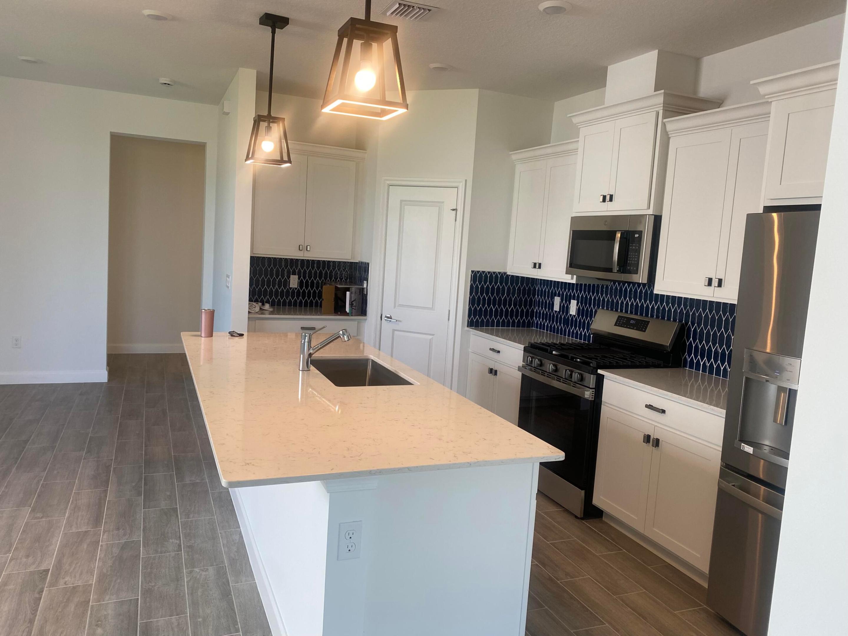 ARDEN PUD POD I NORTH - Residential Lease