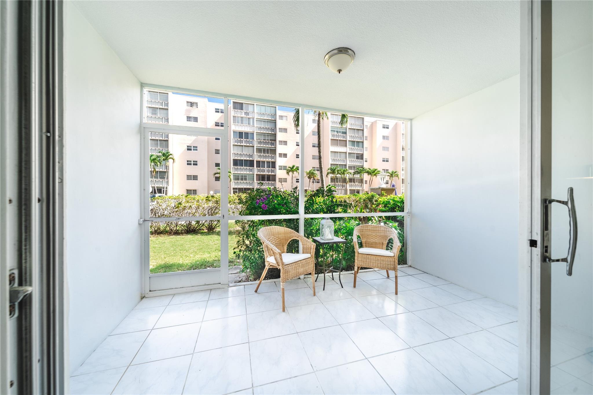 501 NE 14th Ave 103