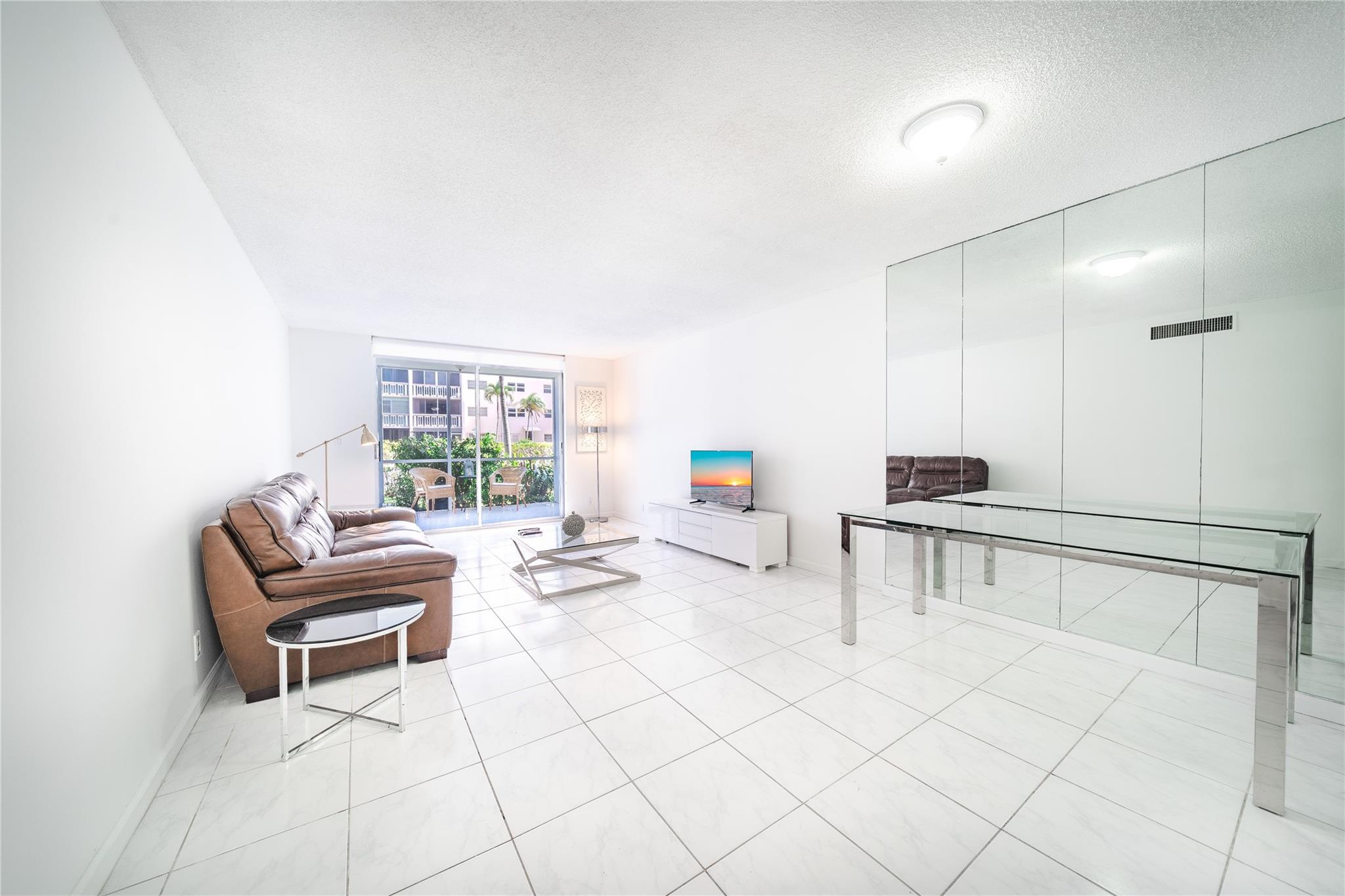 501 NE 14th Ave 103