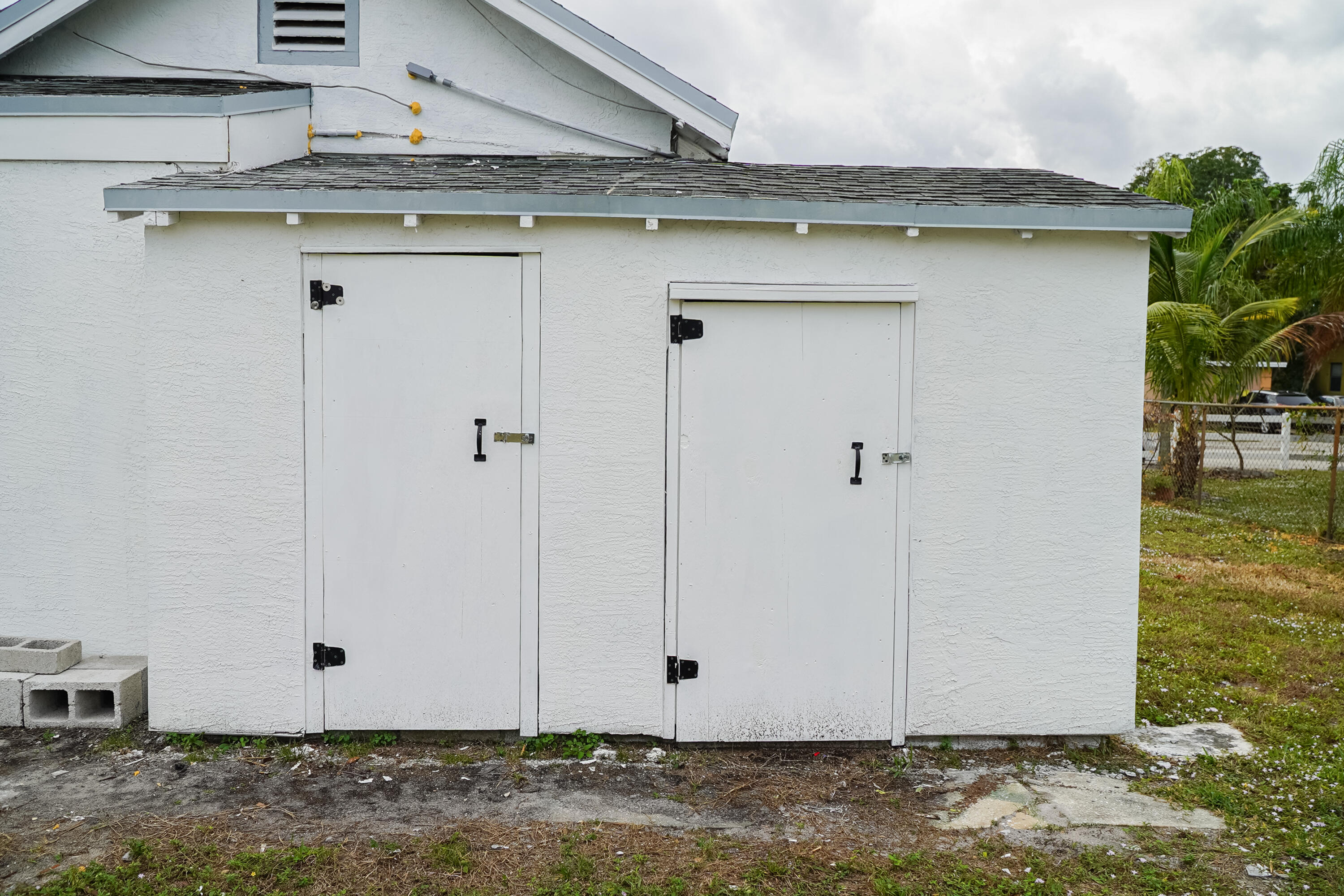 RIVIERA BEACH HEIGHTS - Residential