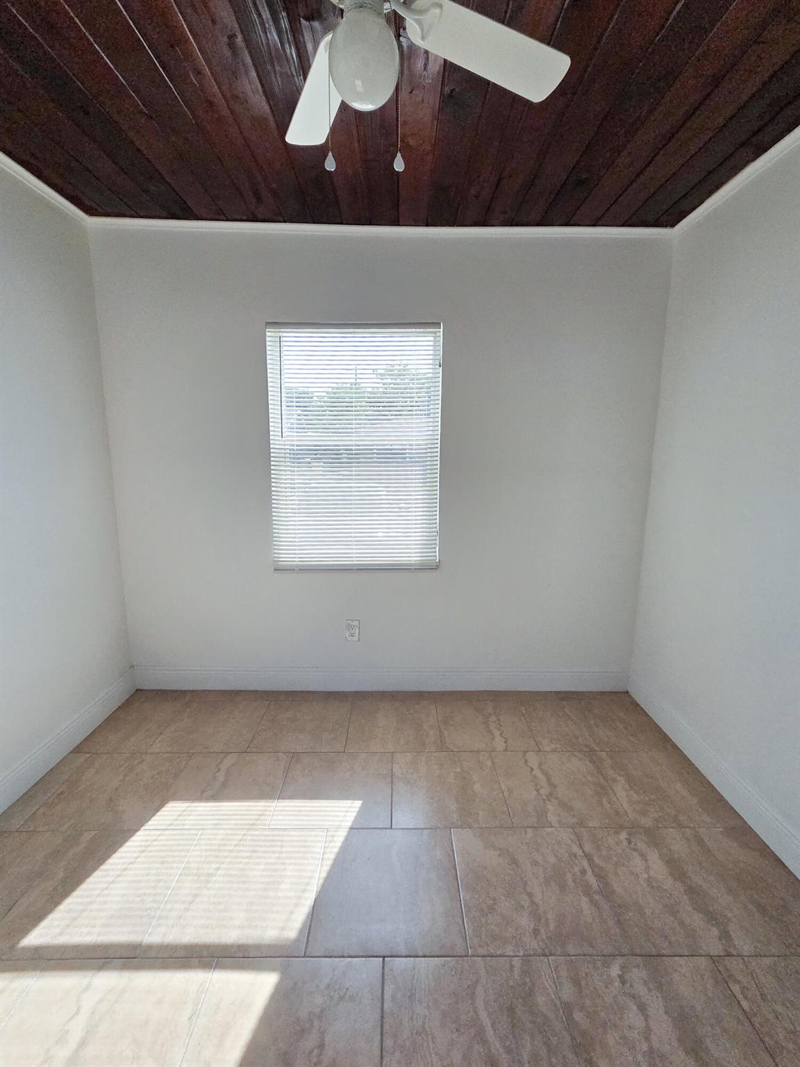 RIVIERA BEACH HEIGHTS - Residential