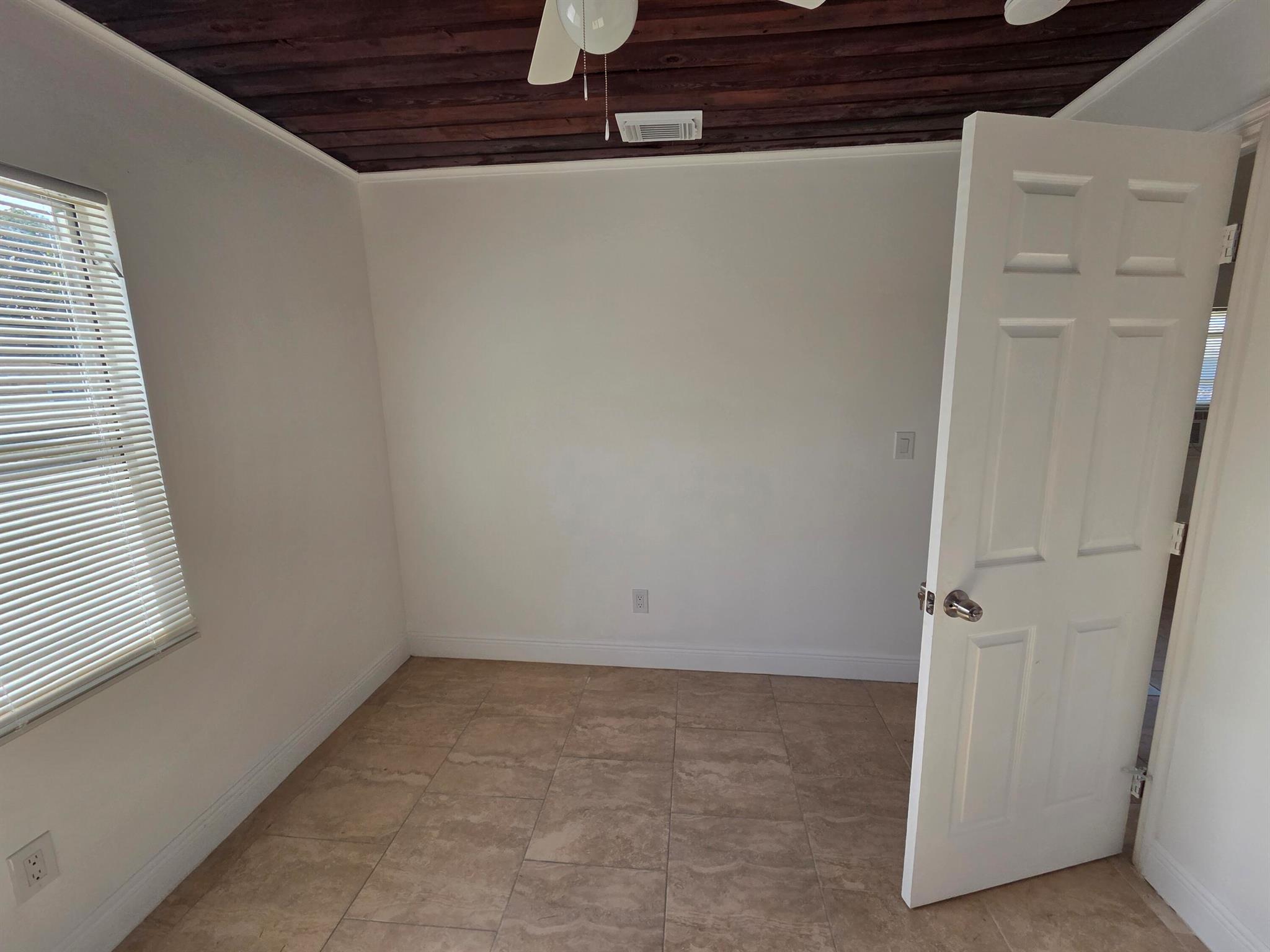 RIVIERA BEACH HEIGHTS - Residential