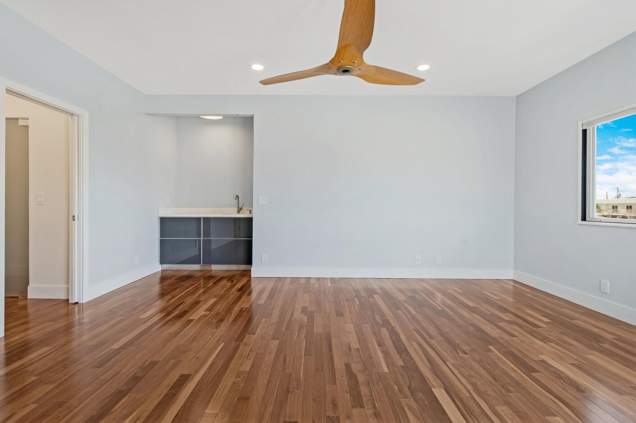 LIGHTHOUSE POINT 6TH SEC - Residential