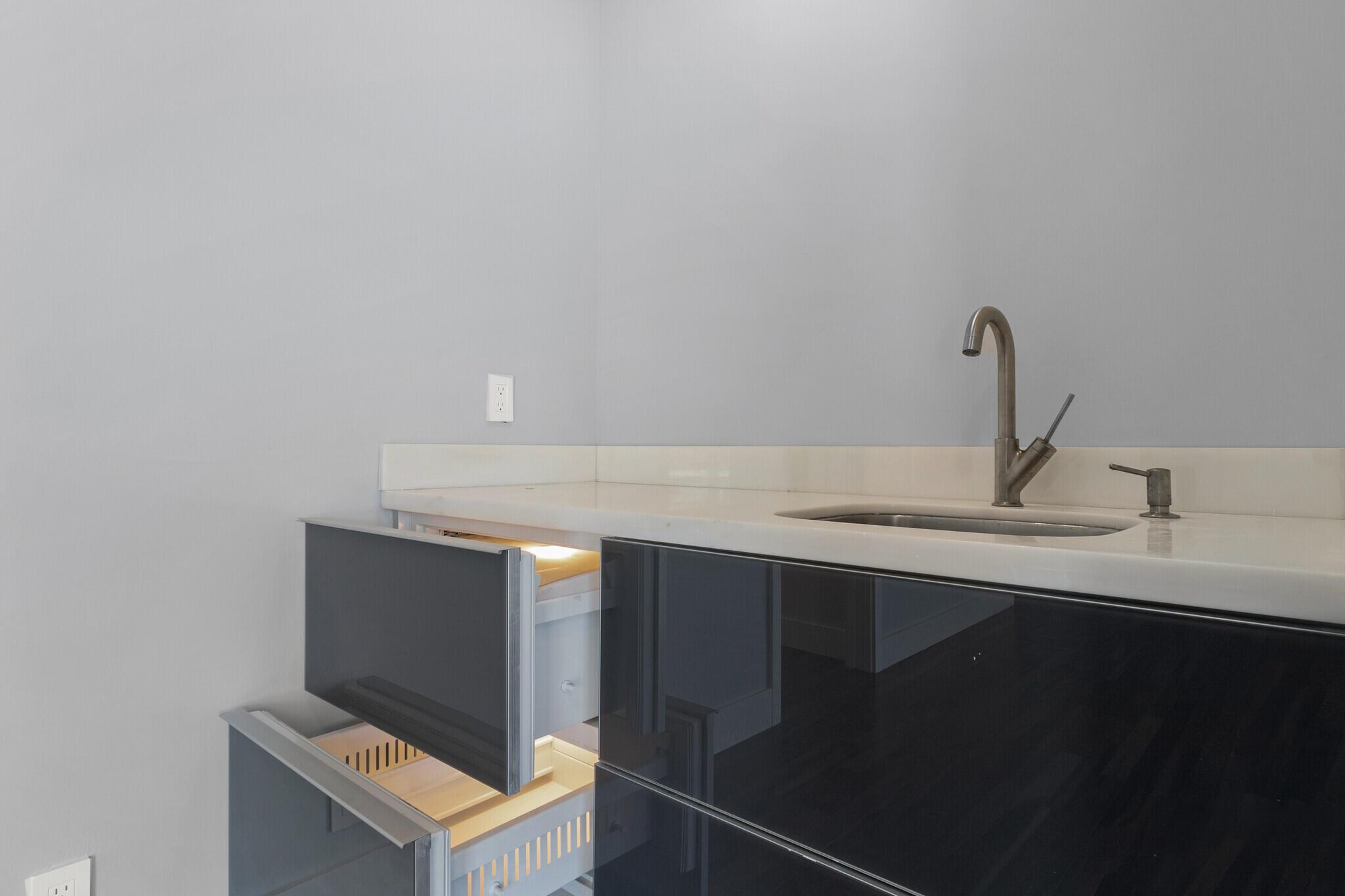 LIGHTHOUSE POINT 6TH SEC - Residential