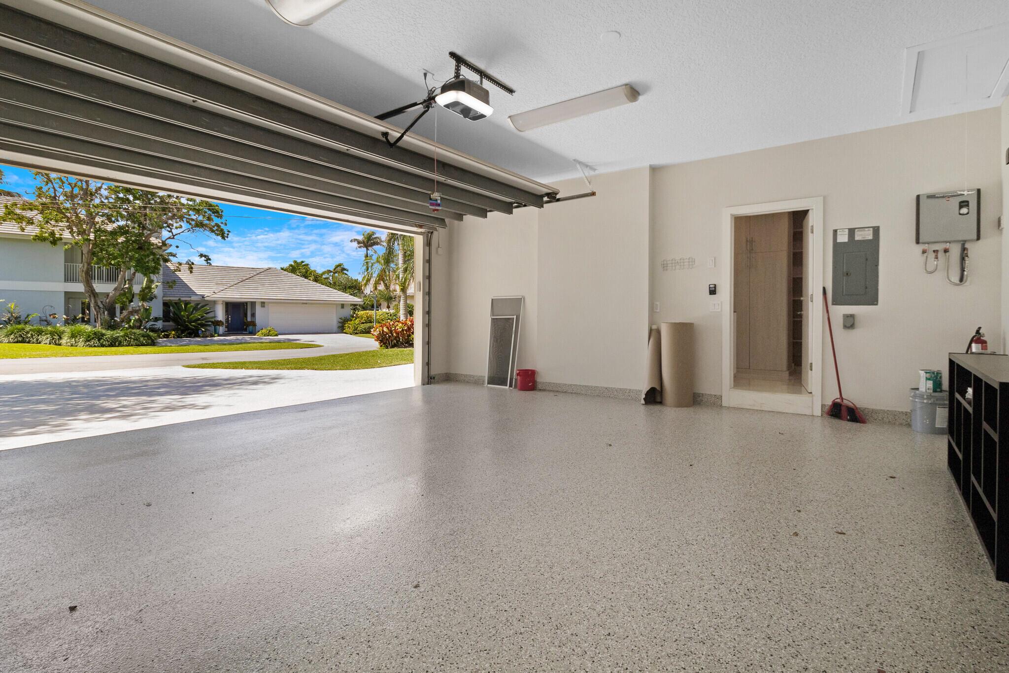 LIGHTHOUSE POINT 6TH SEC - Residential