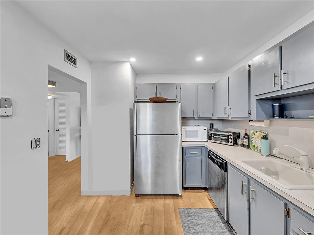 River Terrace - Residential